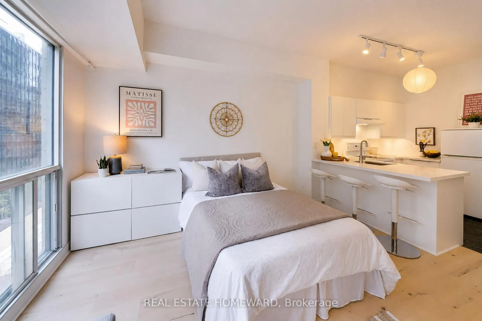 Photo 10 of Unit 602, 7 King Street E, Toronto, Church-Yonge Corridor — HOMEH