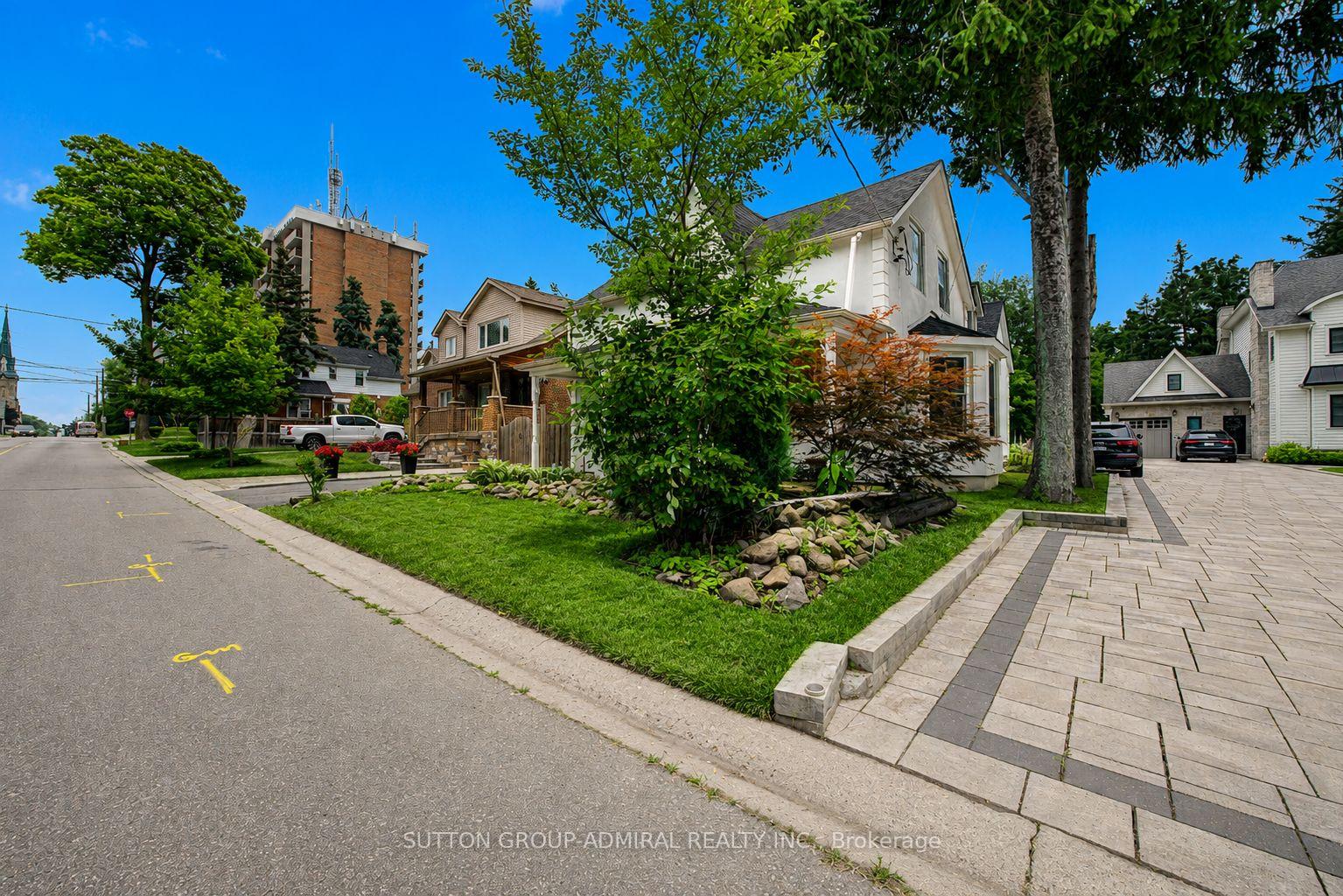 Photo 50 of 62 Centre Street W, Richmond Hill, Mill Pond — HOMEH