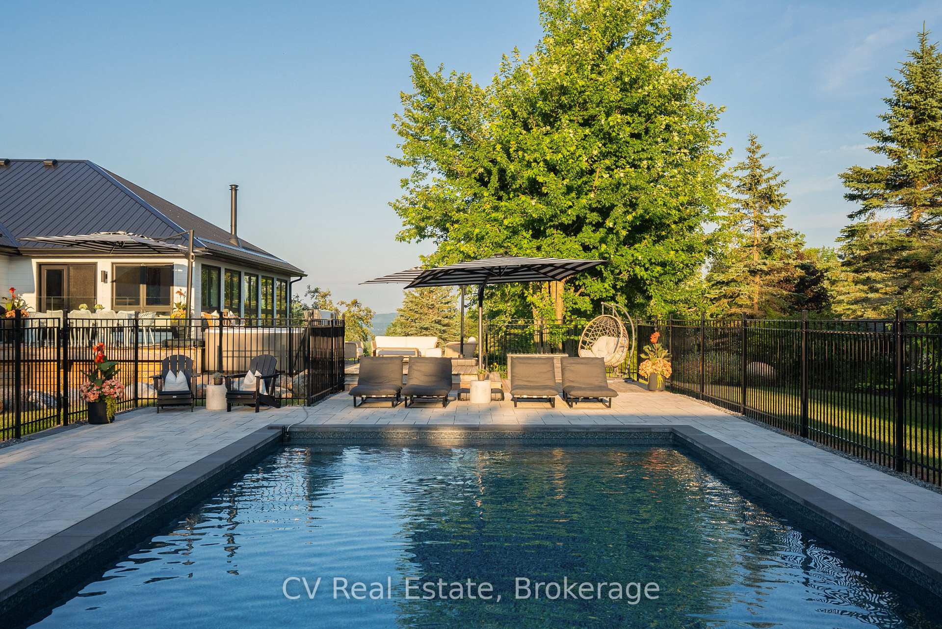 Photo 40 of 104 Ridgecrest Lane, Meaford — HOMEH