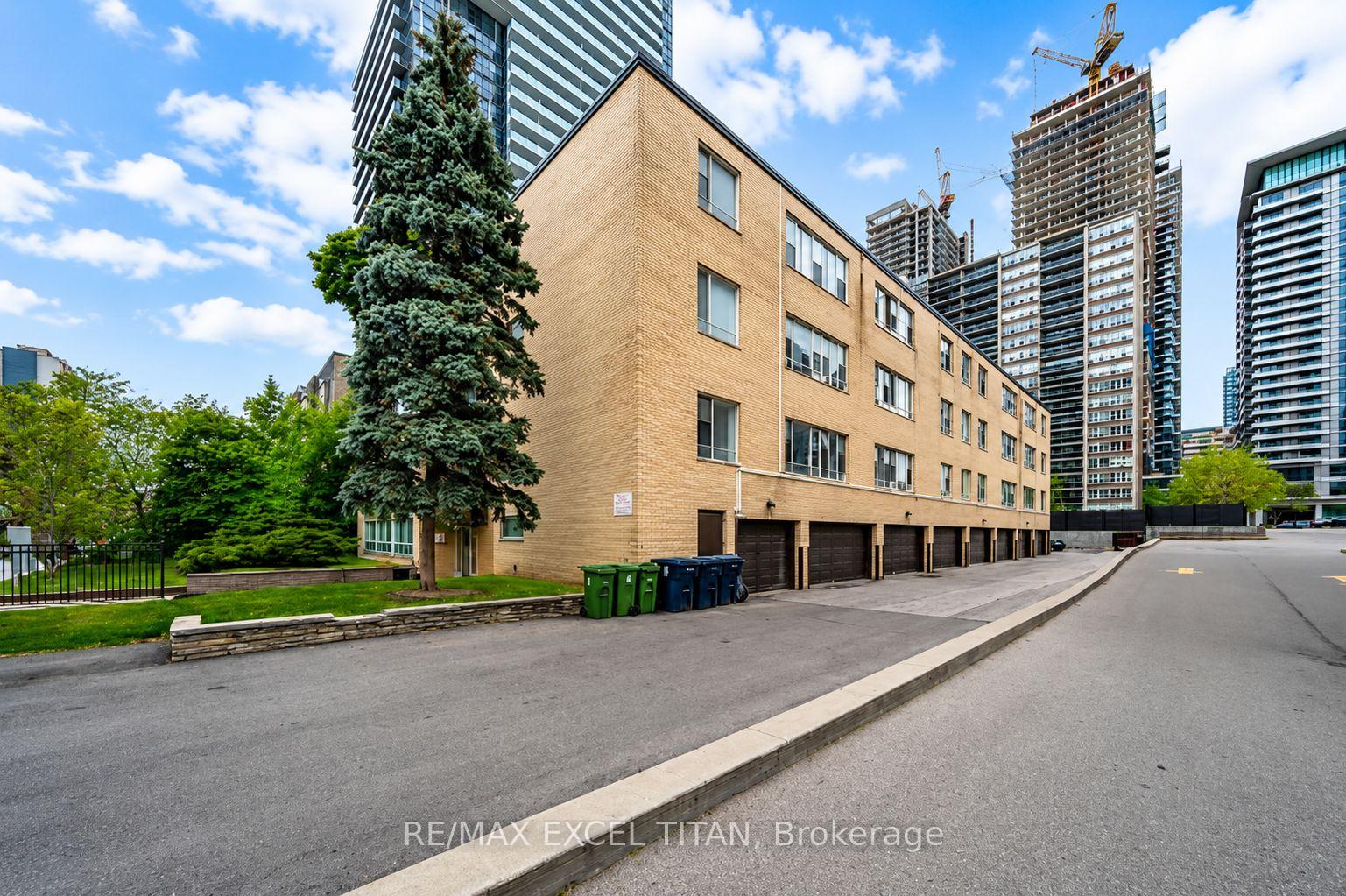 Front of Unit 308, 77 Erskine Avenue