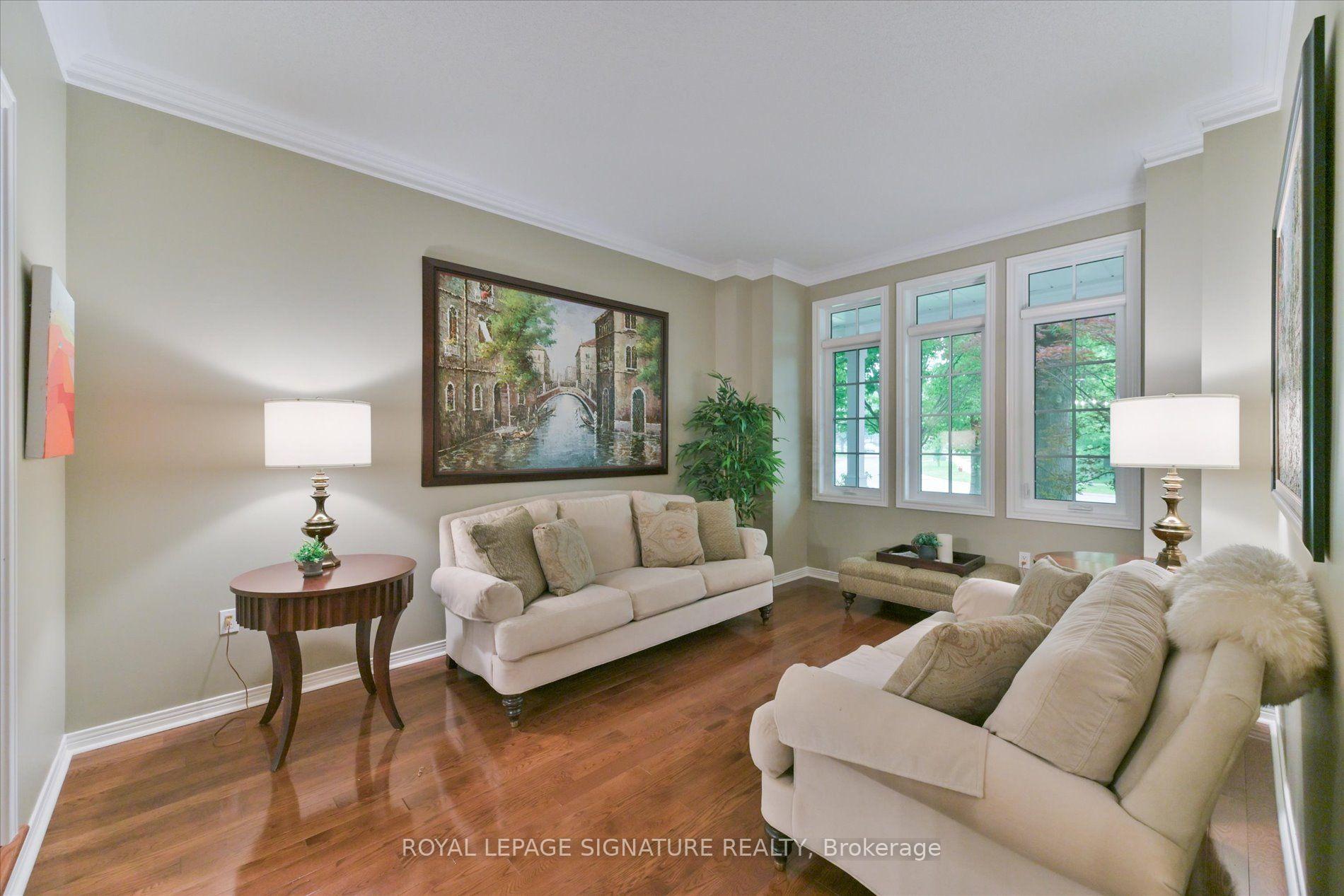 Photo 3 of 2044 Waterbridge Drive, Burlington, Rose — HOMEH