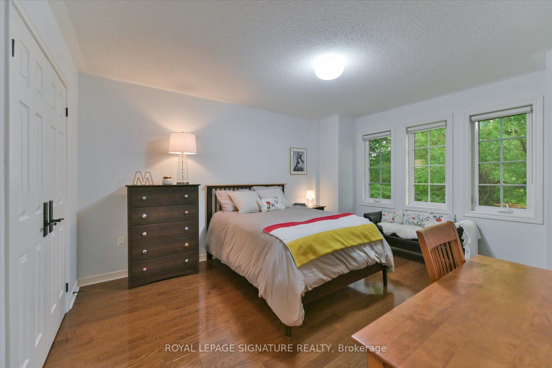 Photo 14 of 2044 Waterbridge Drive, Burlington, Rose — HOMEH