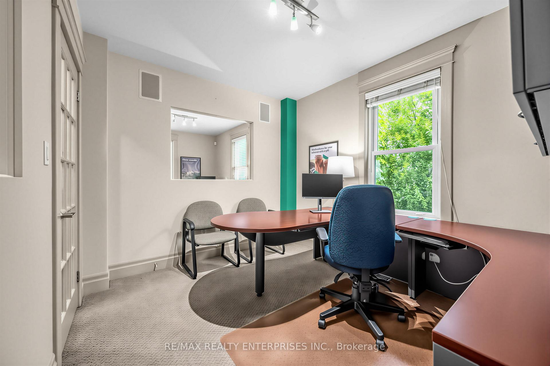 Photo 12 of 3569 Cawthra Road, Mississauga, Applewood — HOMEH