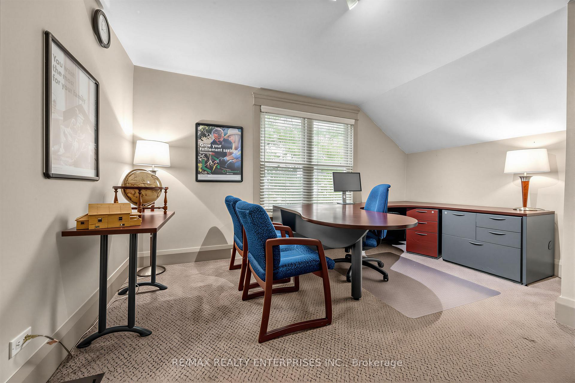 Photo 16 of 3569 Cawthra Road, Mississauga, Applewood — HOMEH