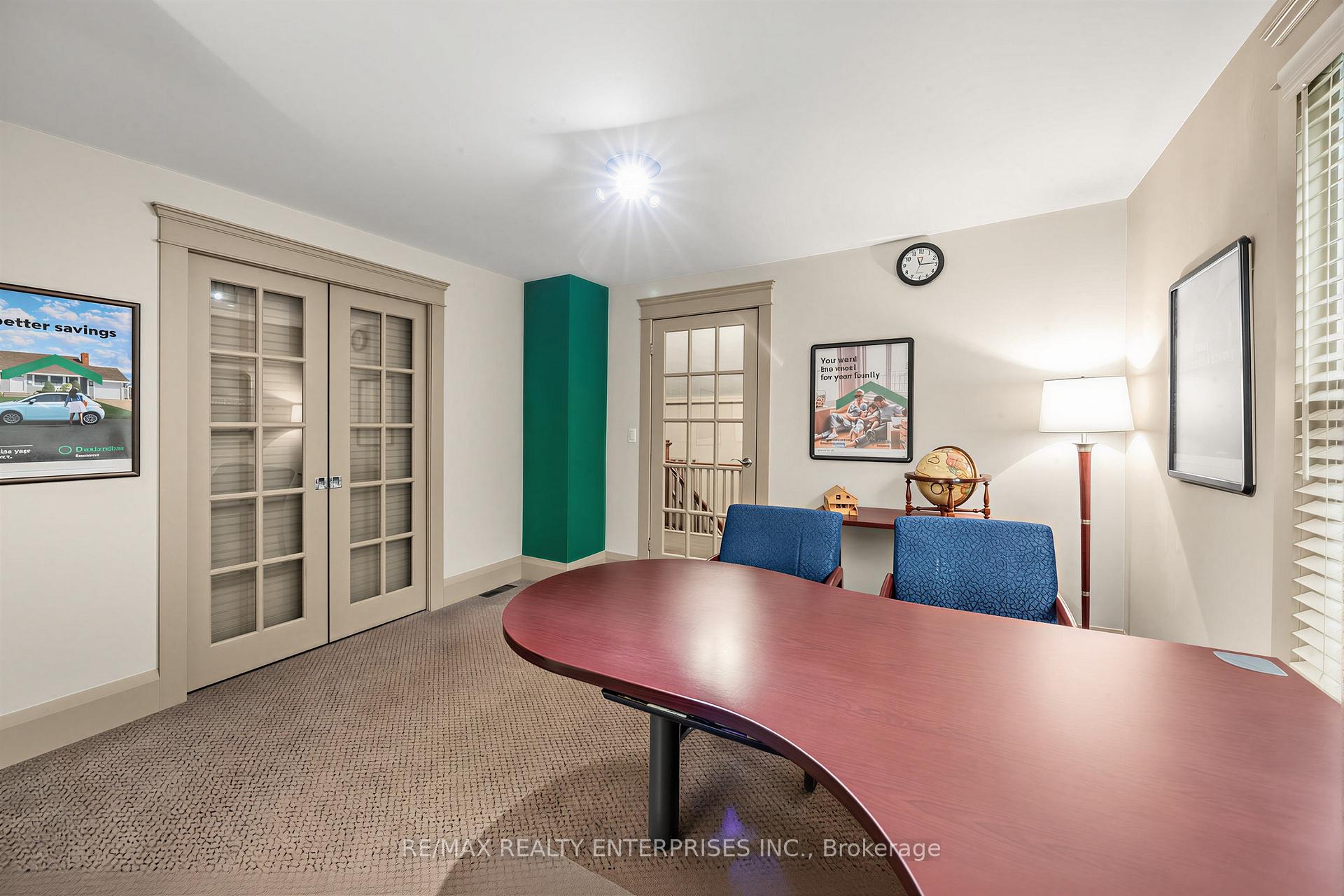 Photo 17 of 3569 Cawthra Road, Mississauga, Applewood — HOMEH