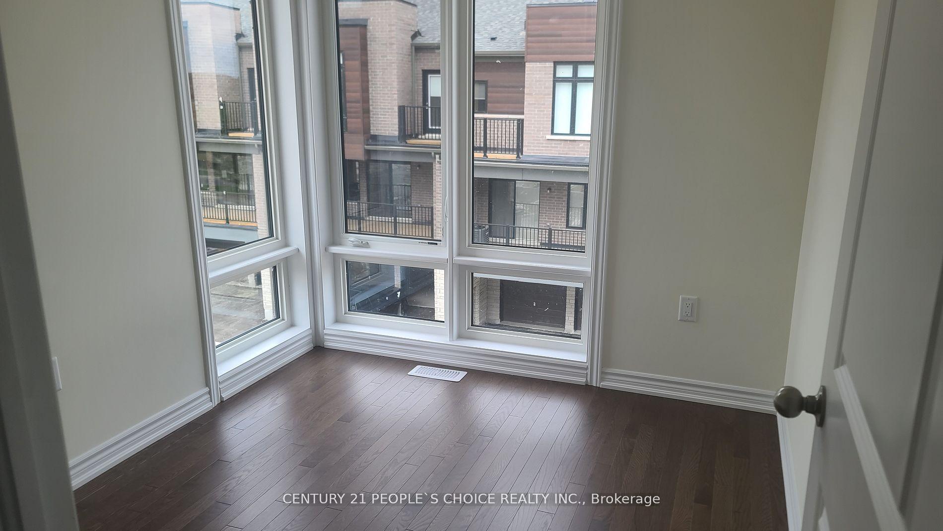 Photo 6 of 161 Blick Crescent, Aurora, Bayview Northeast — HOMEH
