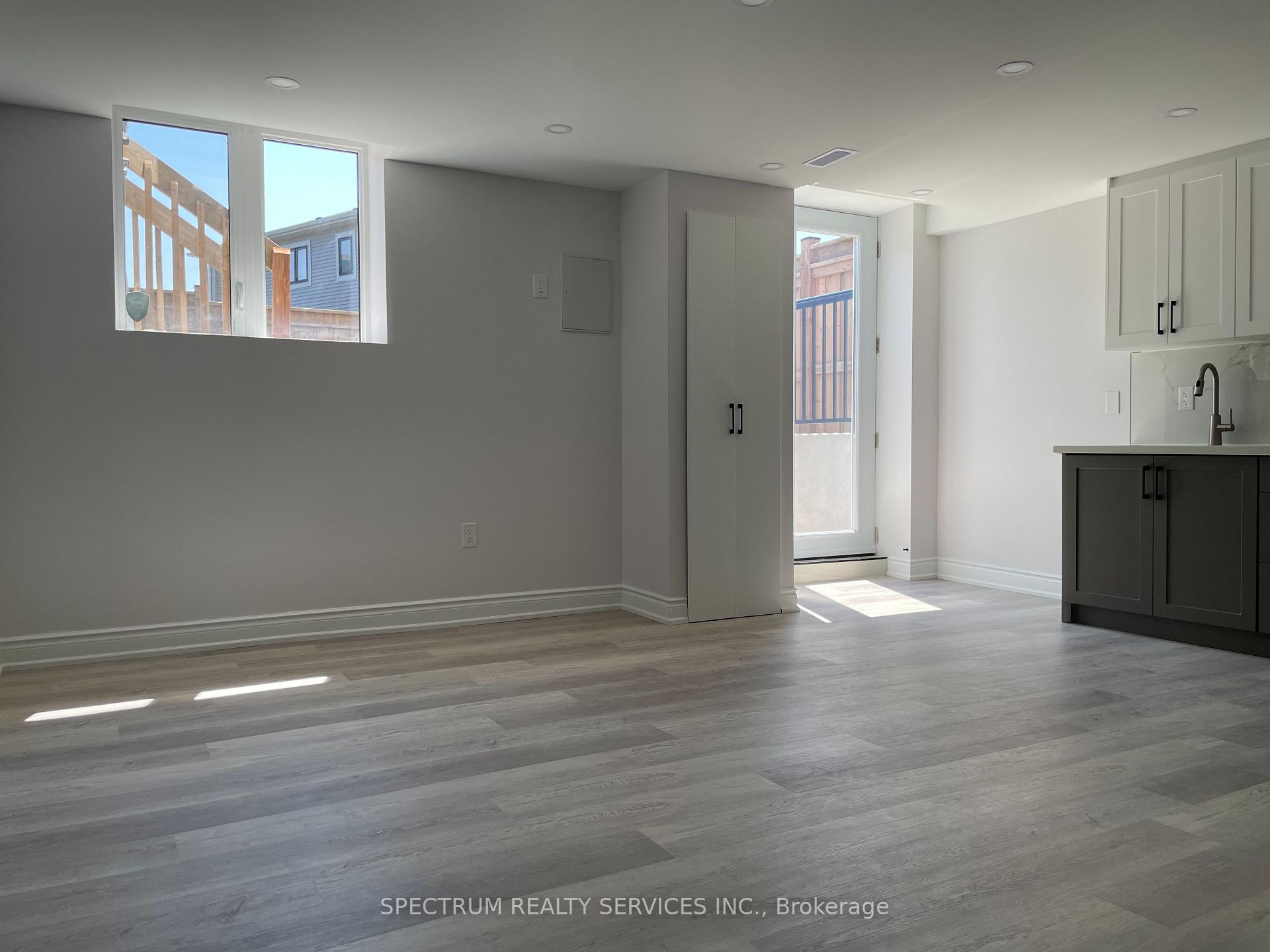 Photo 4 of Unit Basement, 27 Yale Drive, Hamilton, Mount Hope — HOMEH