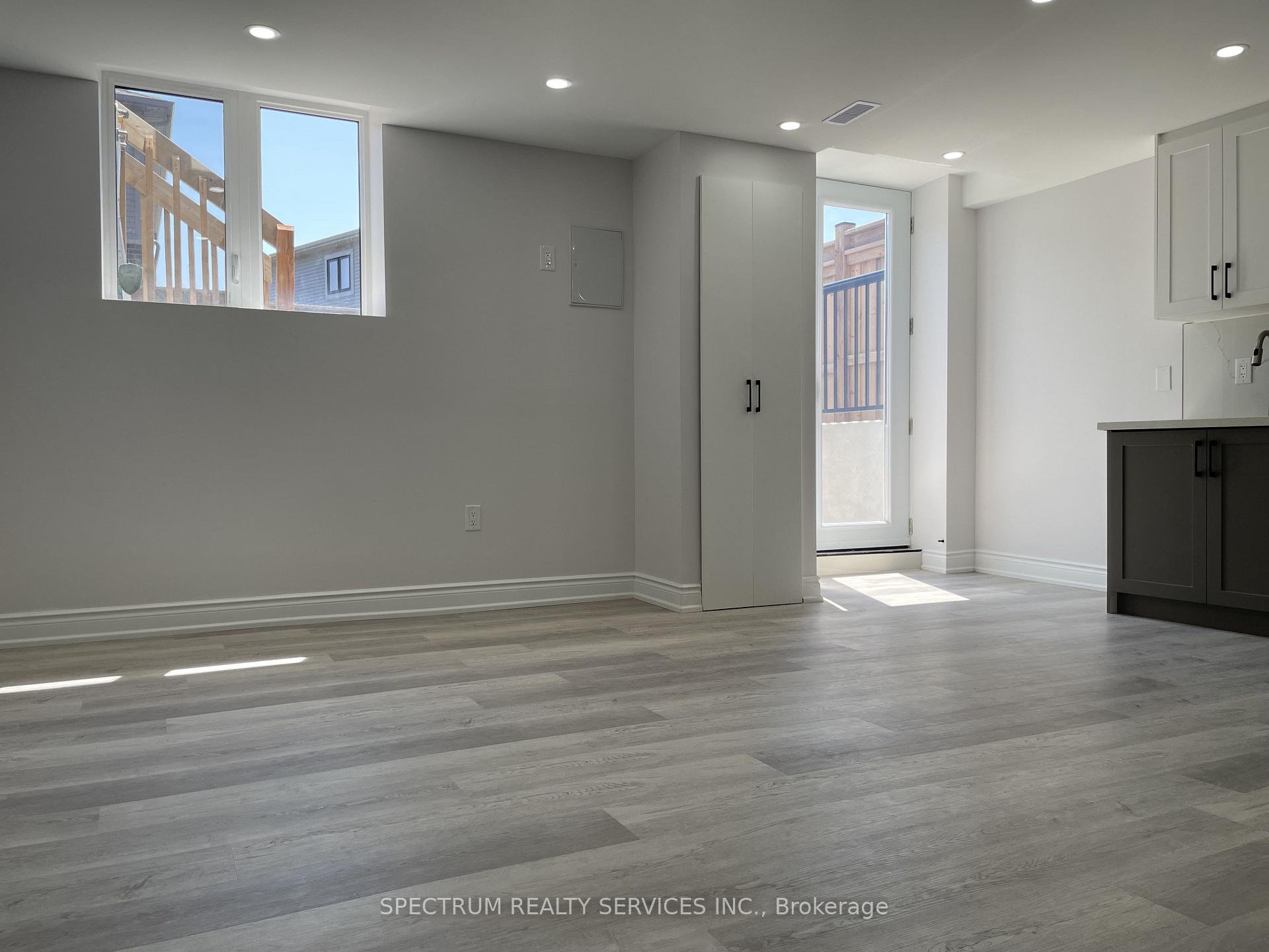 Photo 9 of Unit Basement, 27 Yale Drive, Hamilton, Mount Hope — HOMEH