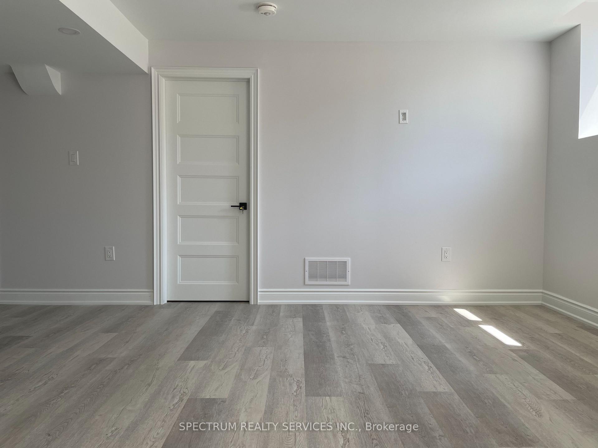 Photo 10 of Unit Basement, 27 Yale Drive, Hamilton, Mount Hope — HOMEH