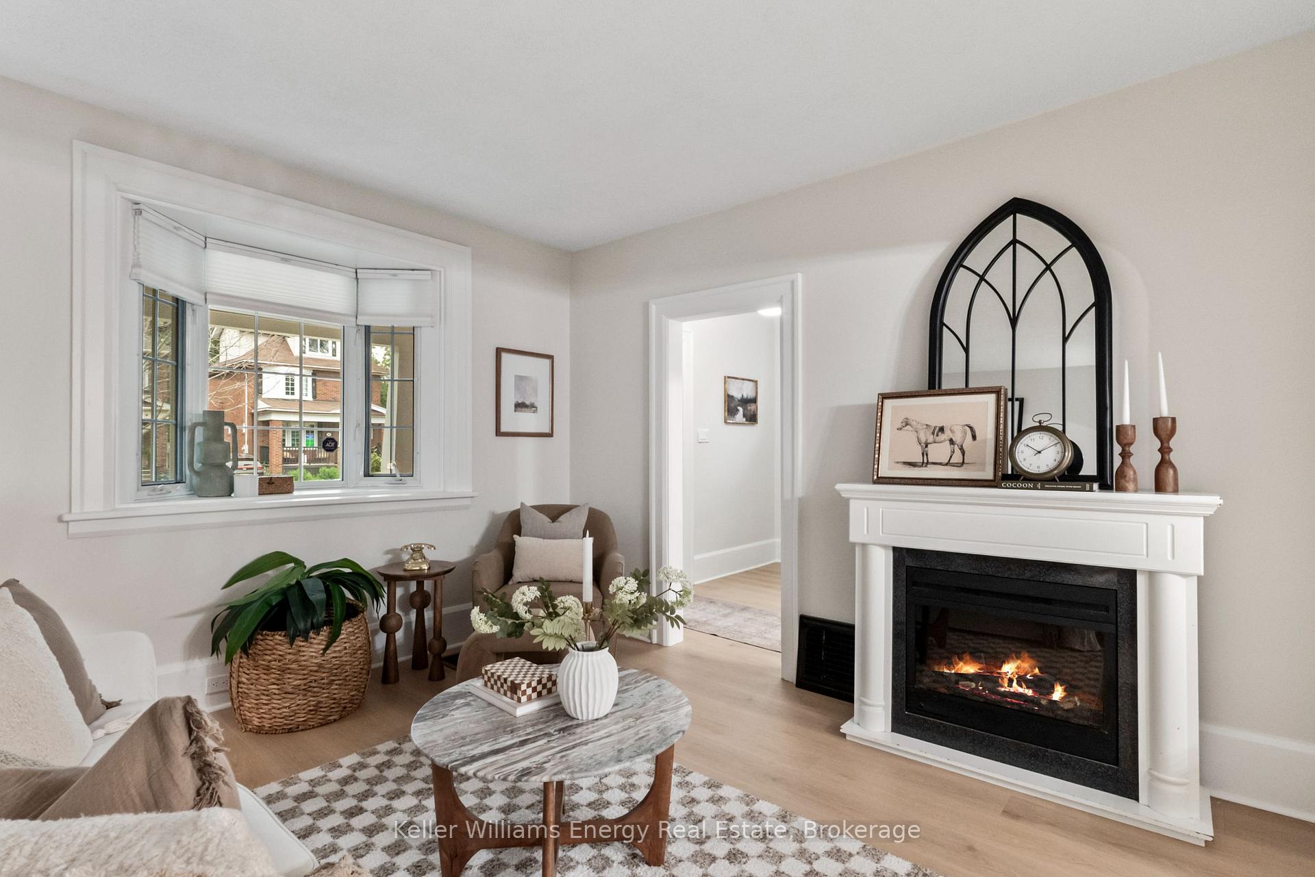 Photo 5 of 55 Arlington Avenue, Oshawa, O'Neill — HOMEH