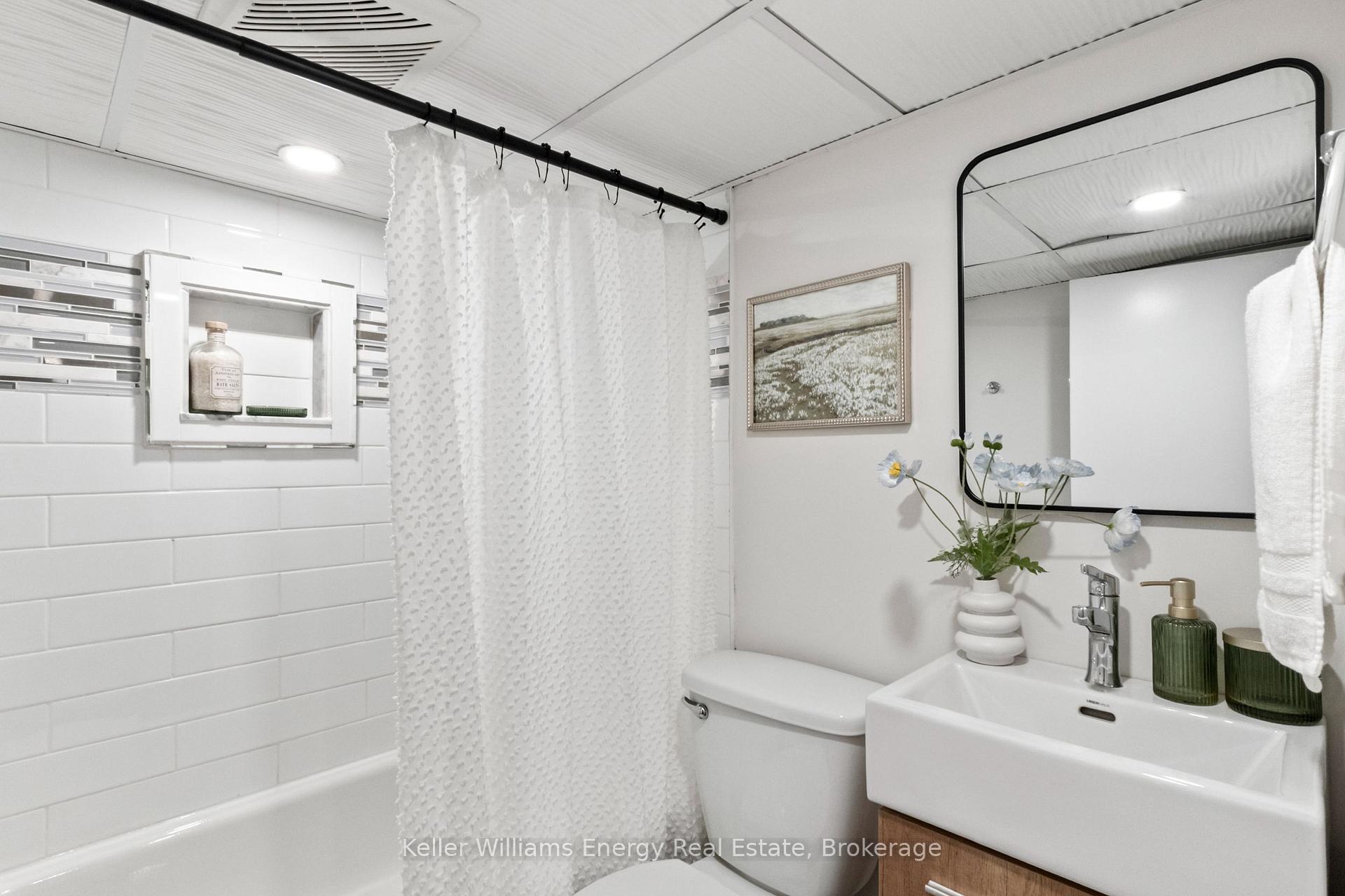 Photo 20 of 55 Arlington Avenue, Oshawa, O'Neill — HOMEH