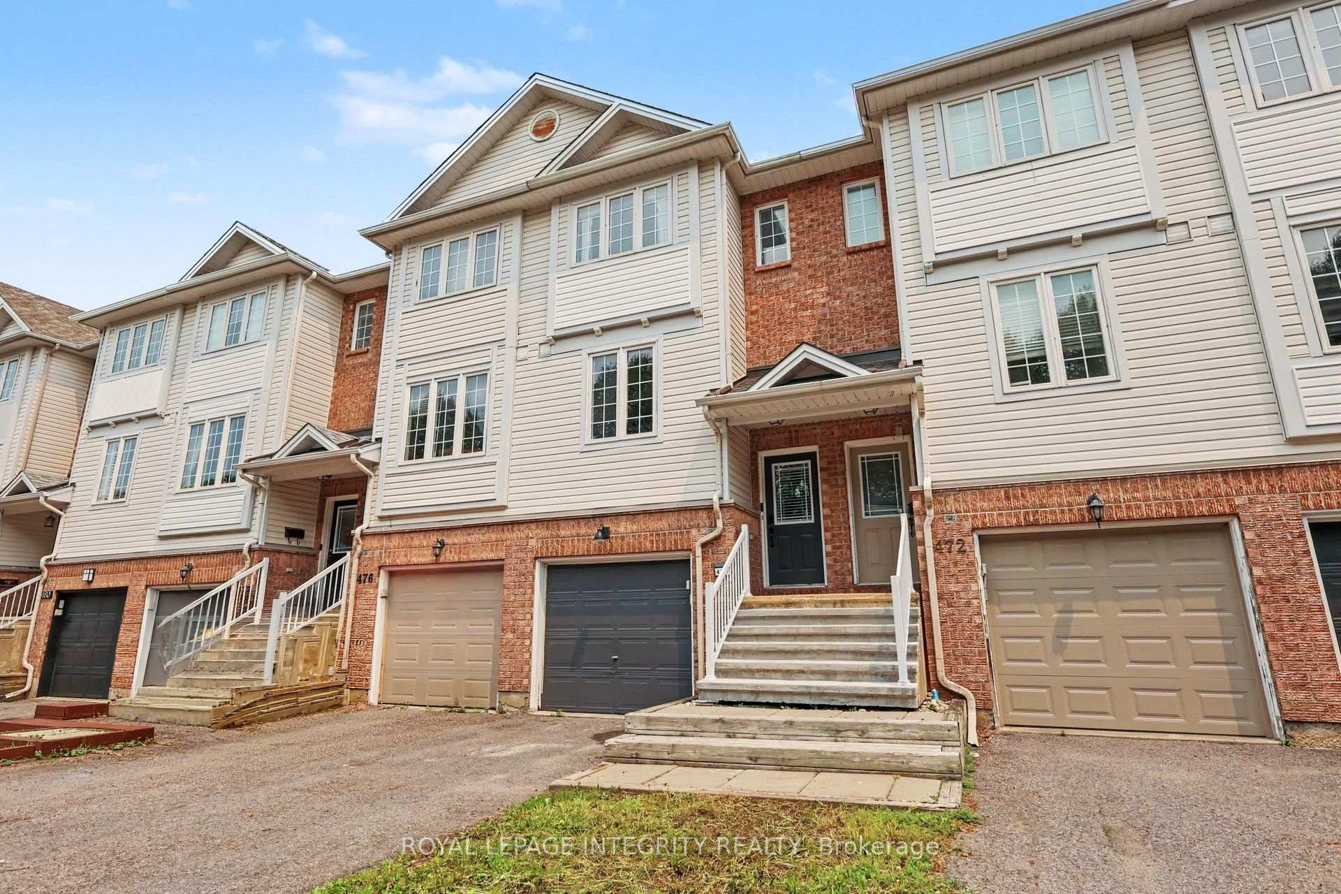 Photo 2 of 474 Seyton Drive, Ottawa, Westcliffe Estates — HOMEH