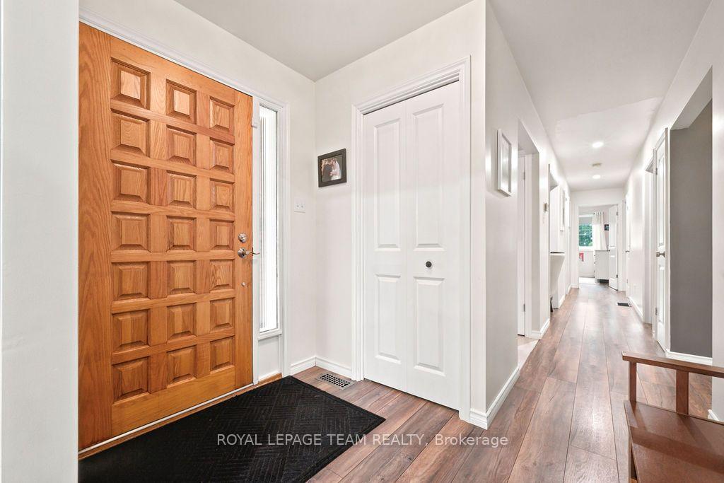 Photo 4 of 438 Raglan Street N, Renfrew, Renfrew — HOMEH