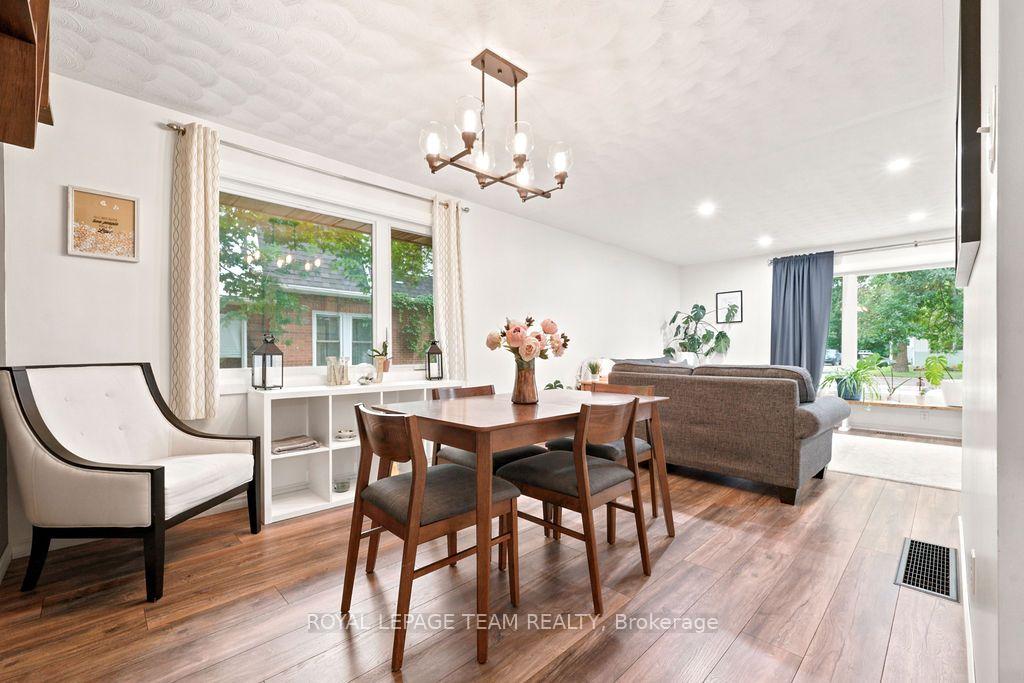 Photo 9 of 438 Raglan Street N, Renfrew, Renfrew — HOMEH