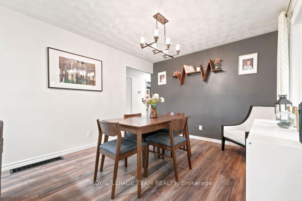 Photo 11 of 438 Raglan Street N, Renfrew, Renfrew — HOMEH