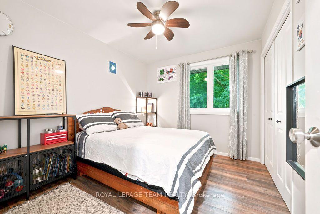 Photo 18 of 438 Raglan Street N, Renfrew, Renfrew — HOMEH