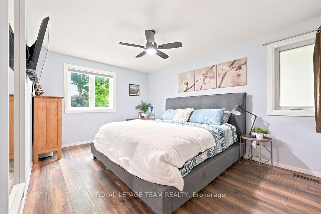 Photo 22 of 438 Raglan Street N, Renfrew, Renfrew — HOMEH
