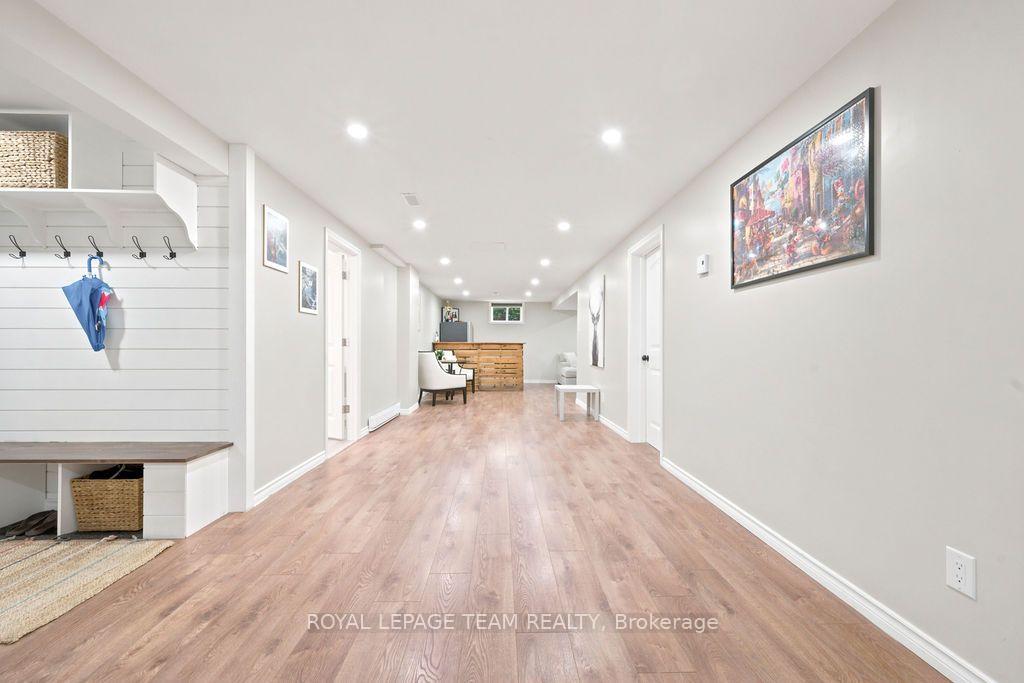 Photo 26 of 438 Raglan Street N, Renfrew, Renfrew — HOMEH