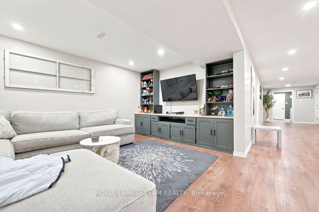 Photo 35 of 438 Raglan Street N, Renfrew, Renfrew — HOMEH