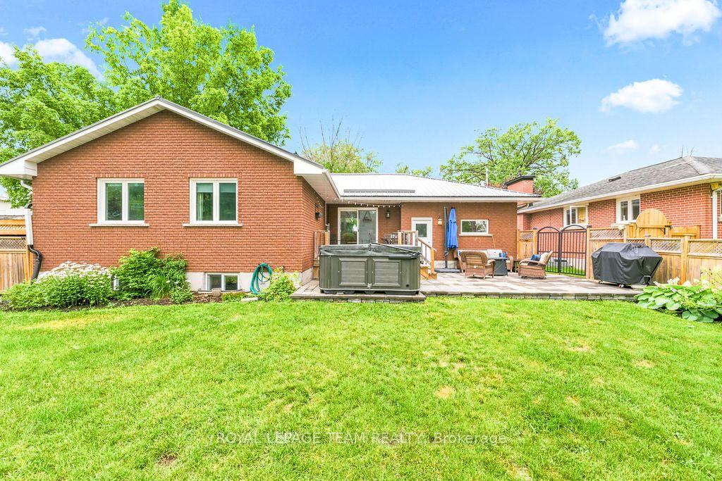 Photo 41 of 438 Raglan Street N, Renfrew, Renfrew — HOMEH