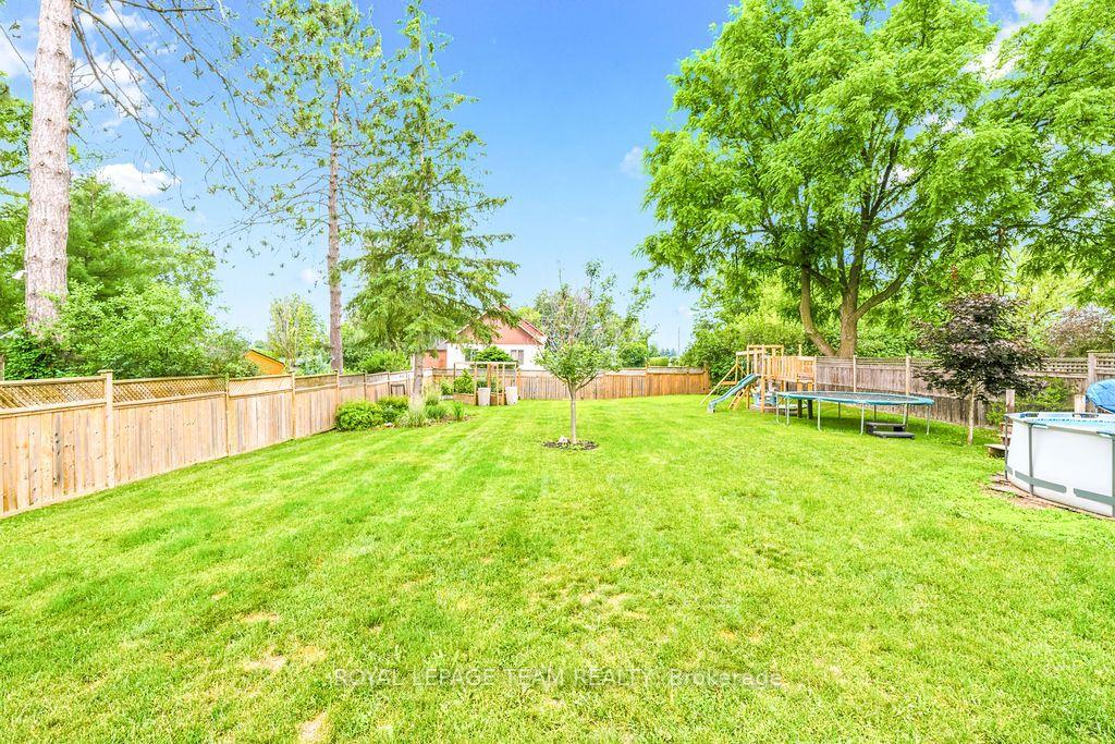 Photo 44 of 438 Raglan Street N, Renfrew, Renfrew — HOMEH