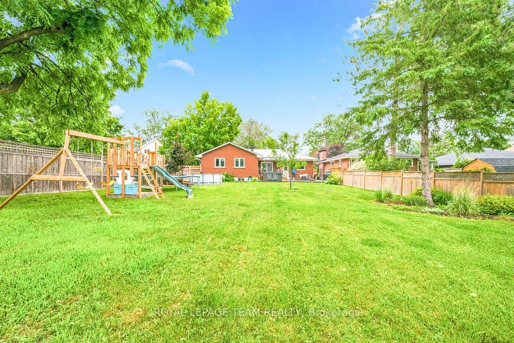 Photo 47 of 438 Raglan Street N, Renfrew, Renfrew — HOMEH