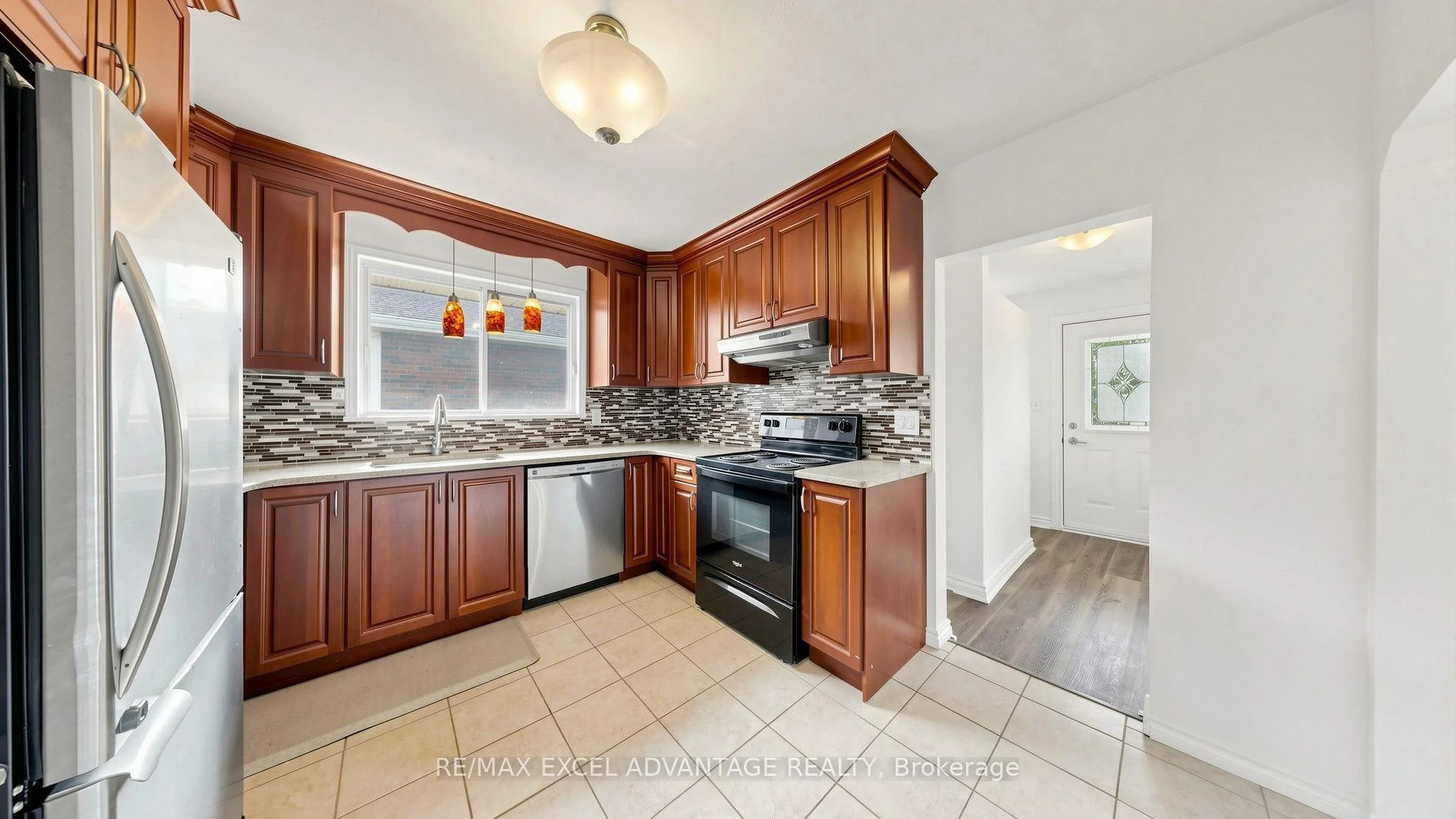 Photo 21 of Unit Lower, 479 Lowell Avenue, Oshawa, McLaughlin — HOMEH