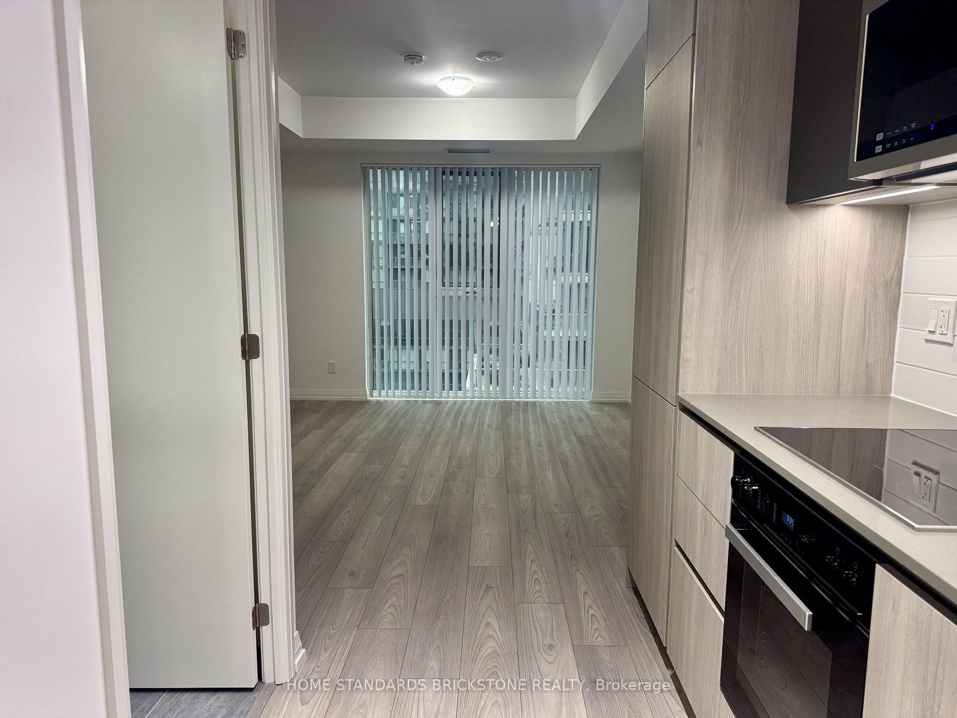 Photo 2 of Unit 1009, 400 King Street W, Toronto, Waterfront Communities — HOMEH