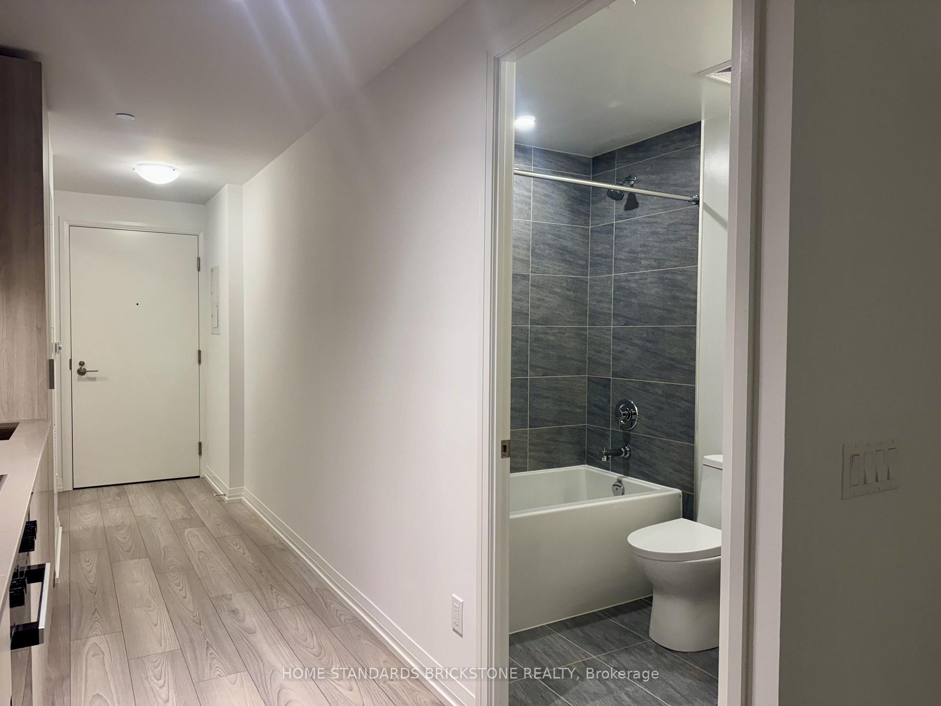 Photo 10 of Unit 1009, 400 King Street W, Toronto, Waterfront Communities — HOMEH