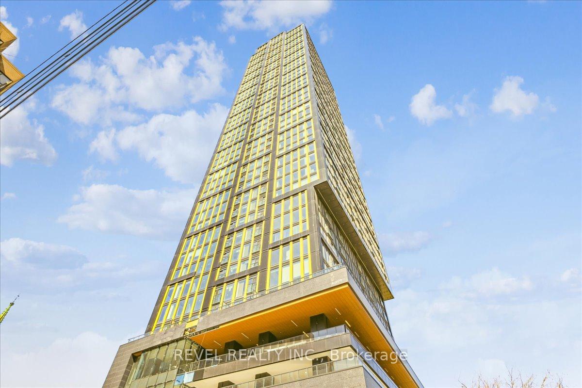 Front of Unit 2617, 319 Jarvis Street