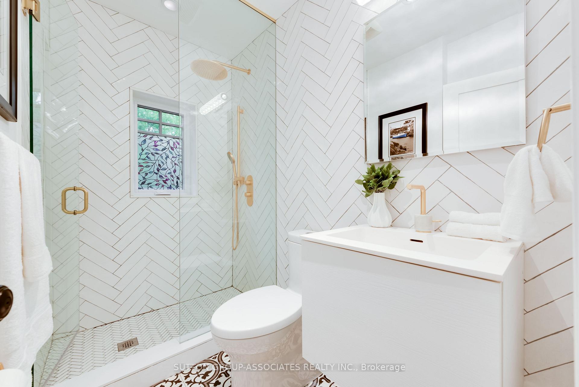 Photo 18 of 281 Arlington Avenue, Toronto, Humewood-Cedarvale — HOMEH