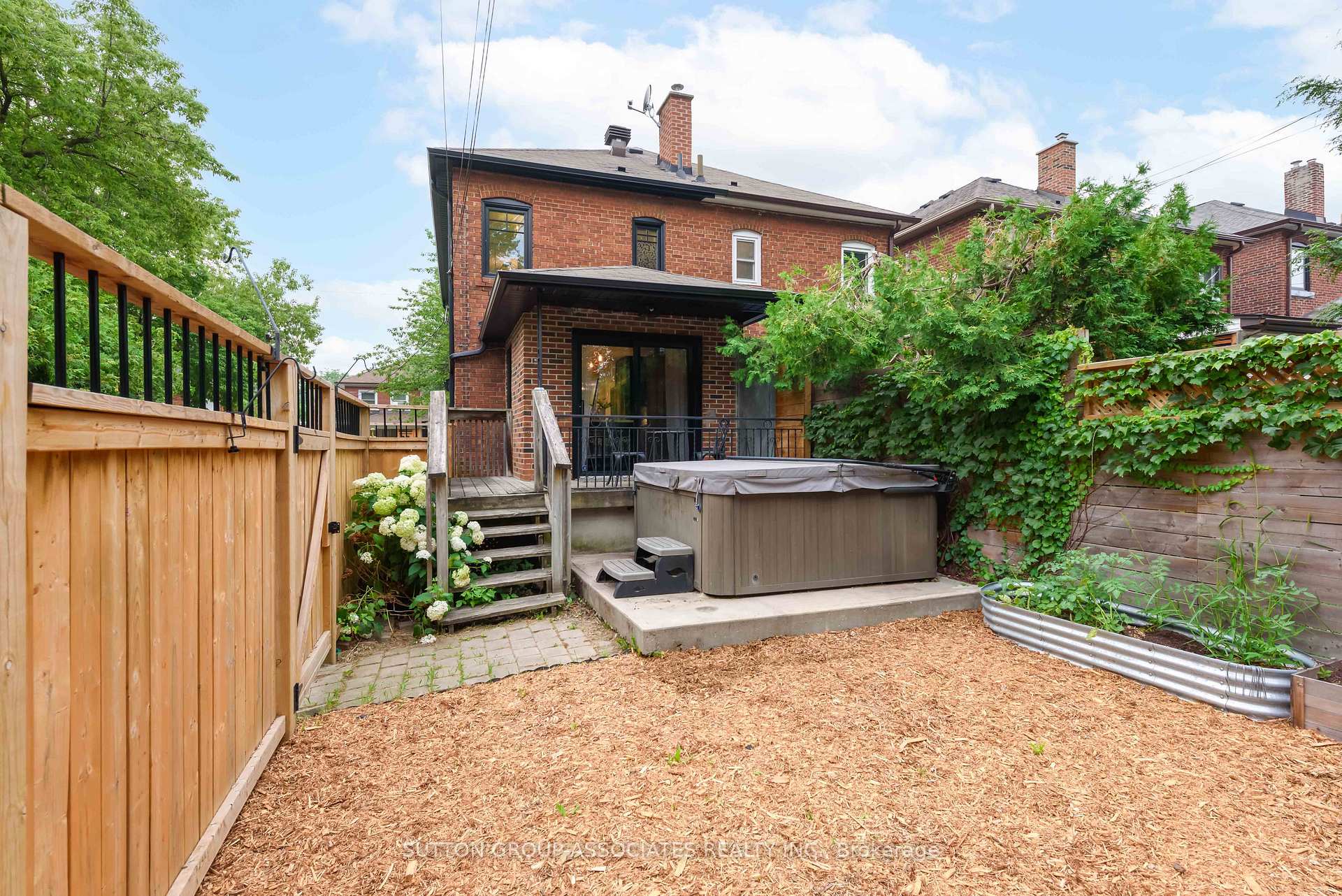 Photo 39 of 281 Arlington Avenue, Toronto, Humewood-Cedarvale — HOMEH