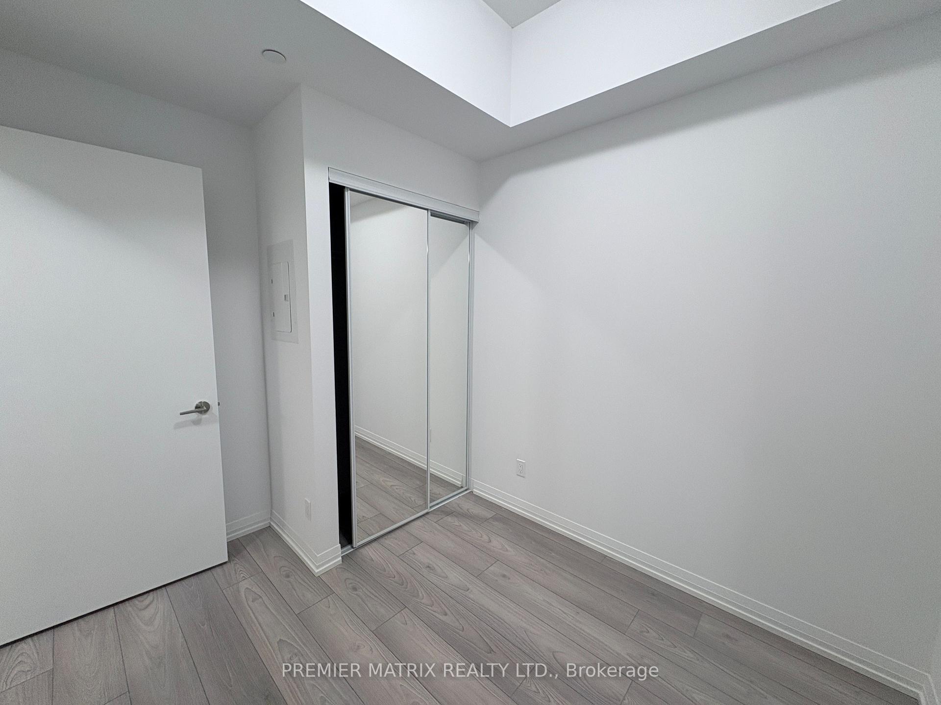 Photo 10 of Unit 720, 400 King Street W, Toronto, Waterfront Communities — HOMEH