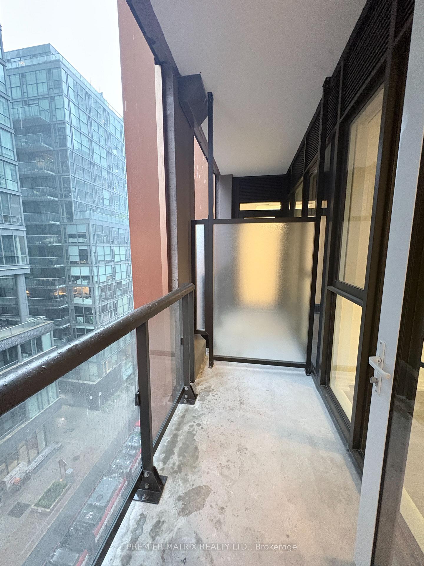 Photo 21 of Unit 720, 400 King Street W, Toronto, Waterfront Communities — HOMEH