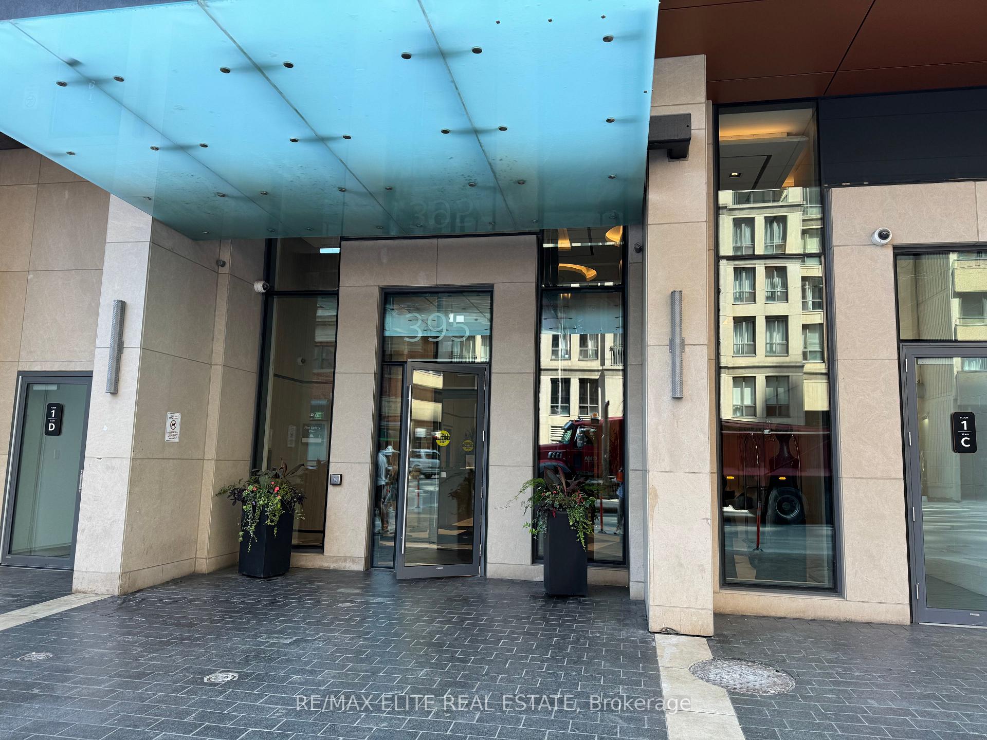 Photo 2 of Unit 1811, 395 Bloor Street E, Toronto, North St. James Town — HOMEH