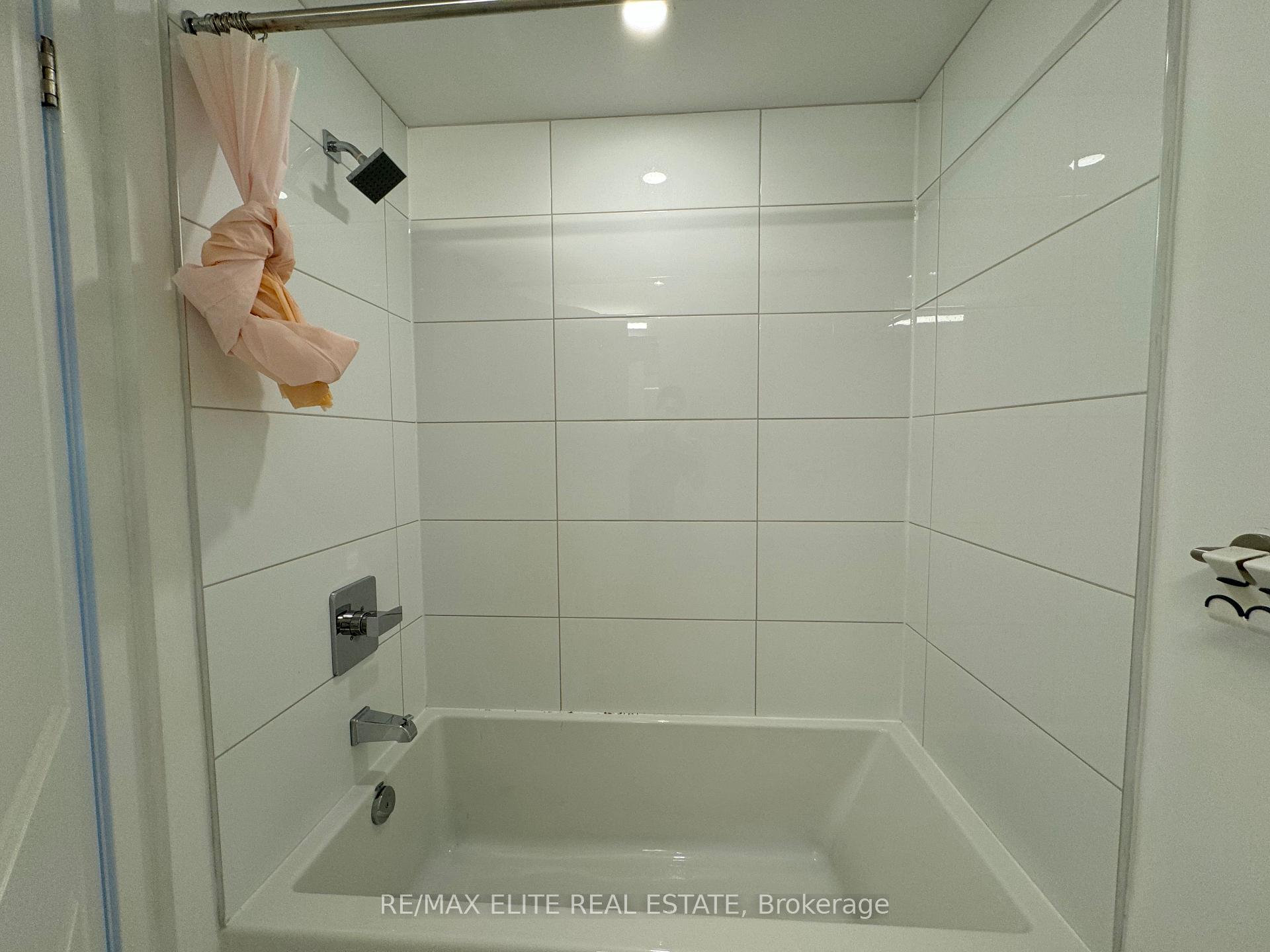 Photo 16 of Unit 1811, 395 Bloor Street E, Toronto, North St. James Town — HOMEH