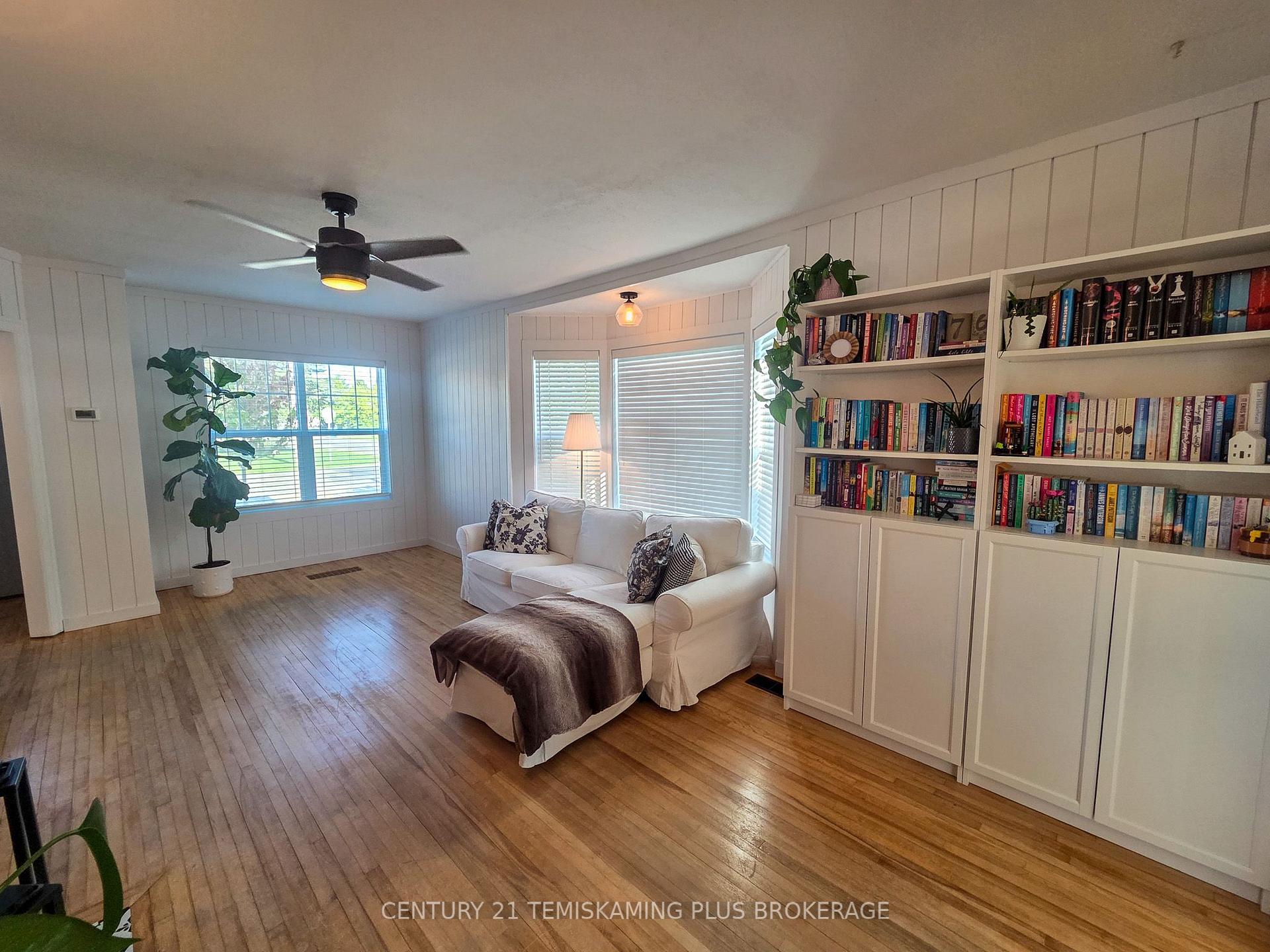Photo 12 of 77 Third Street, Englehart — HOMEH
