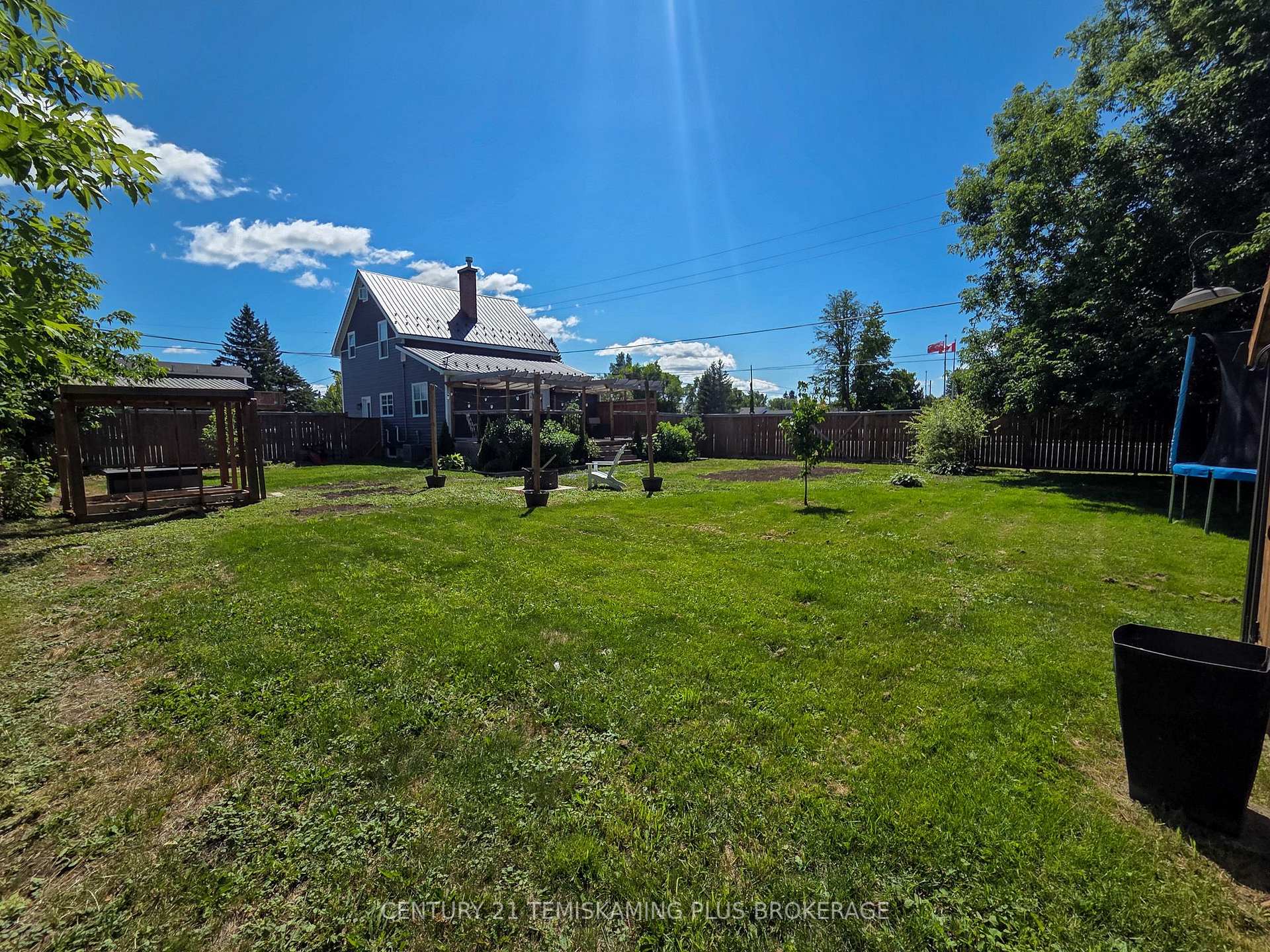 Photo 36 of 77 Third Street, Englehart — HOMEH
