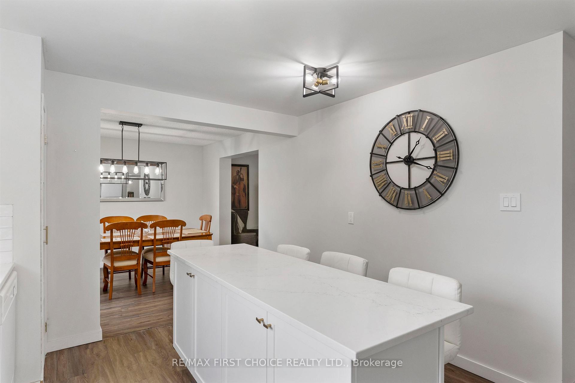 Photo 11 of 386 Lambton Place, Thunder Bay, Northwood Park — HOMEH