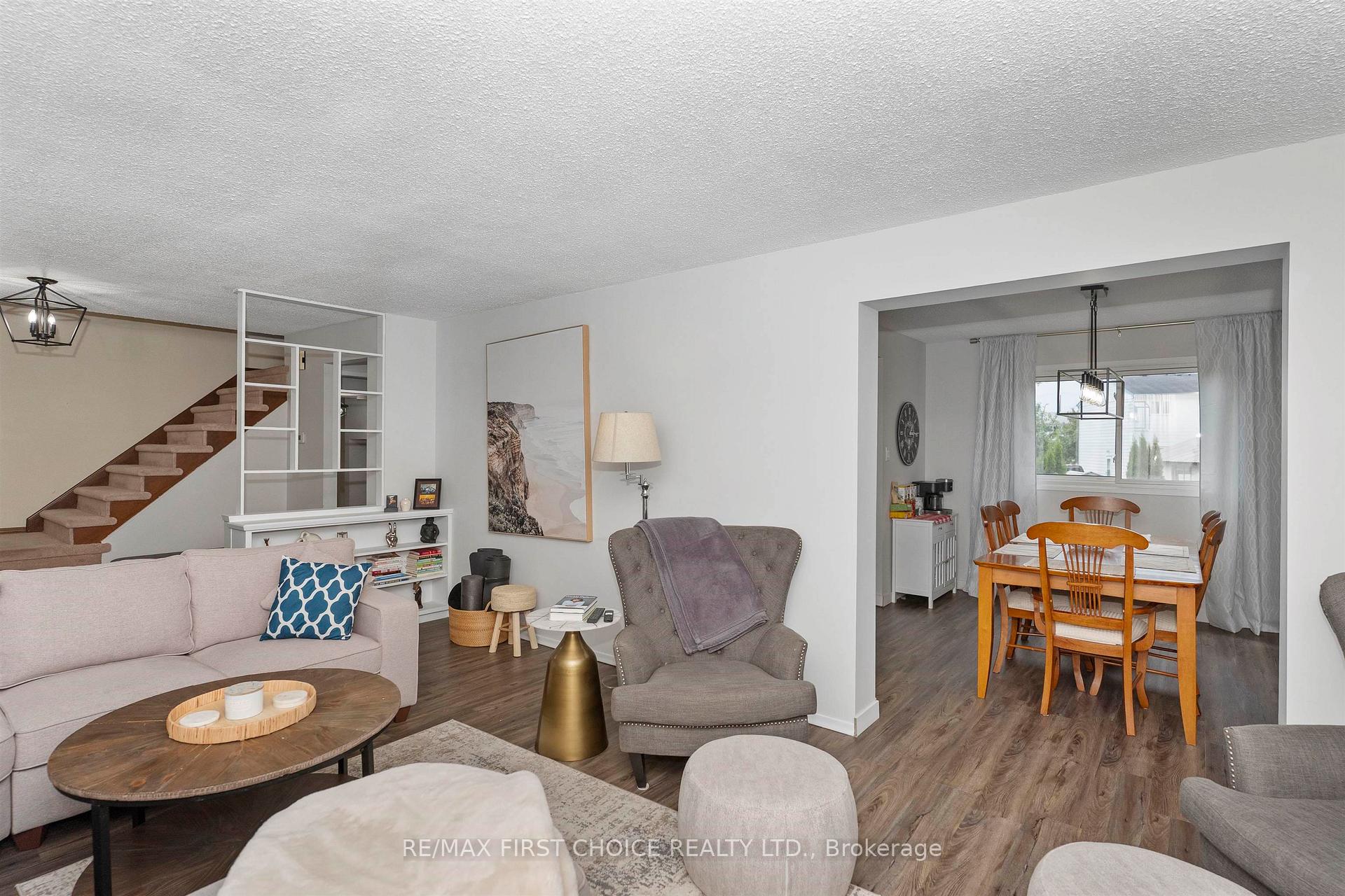 Photo 13 of 386 Lambton Place, Thunder Bay, Northwood Park — HOMEH