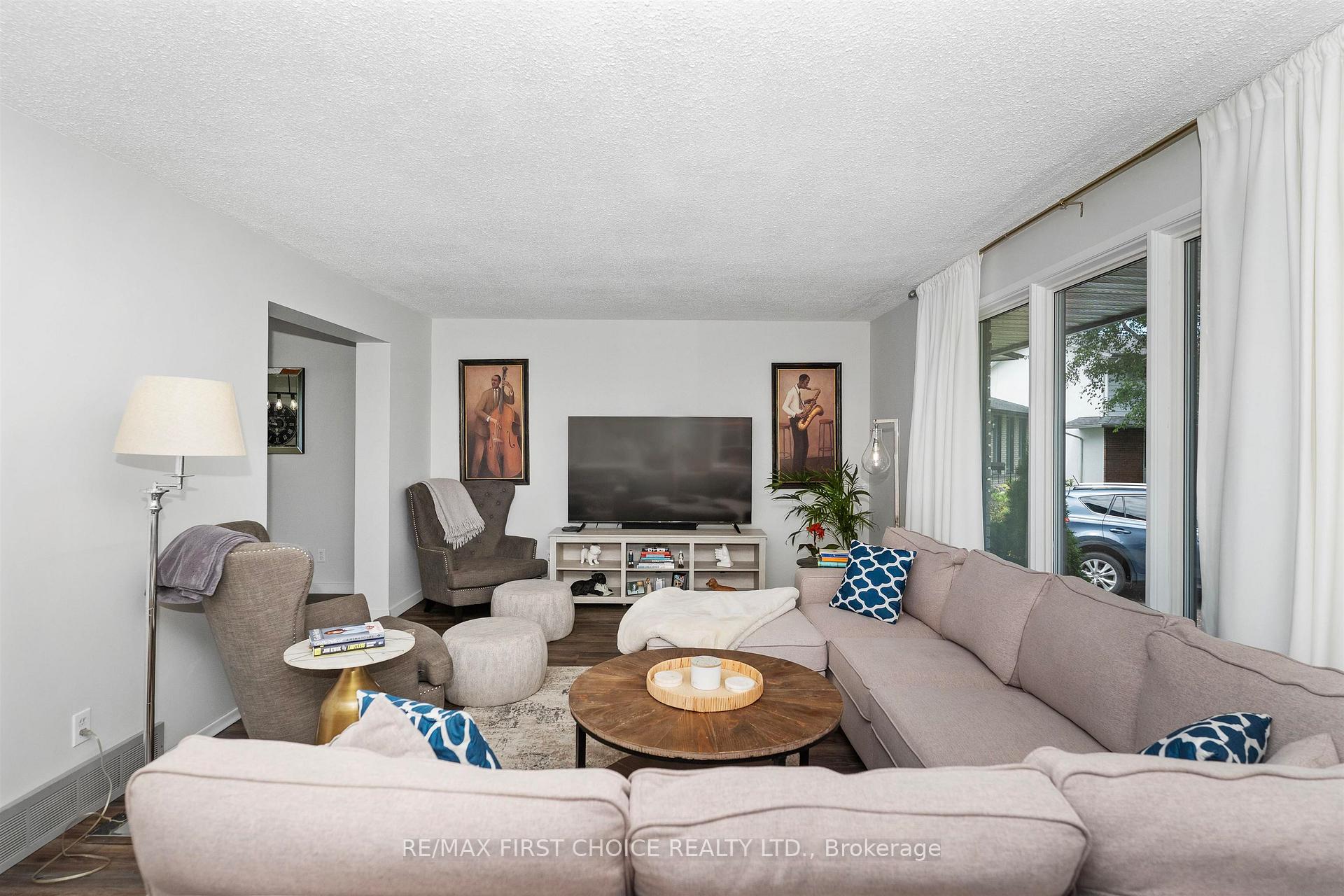 Photo 17 of 386 Lambton Place, Thunder Bay, Northwood Park — HOMEH