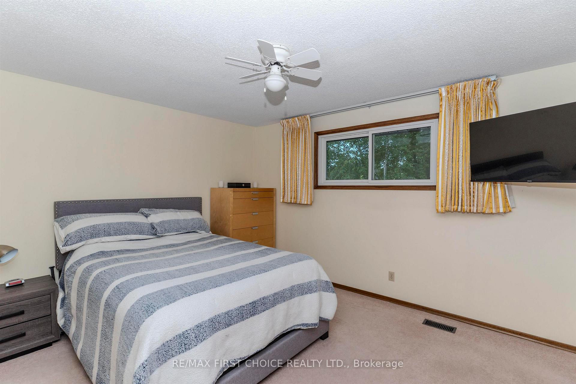 Photo 27 of 386 Lambton Place, Thunder Bay, Northwood Park — HOMEH