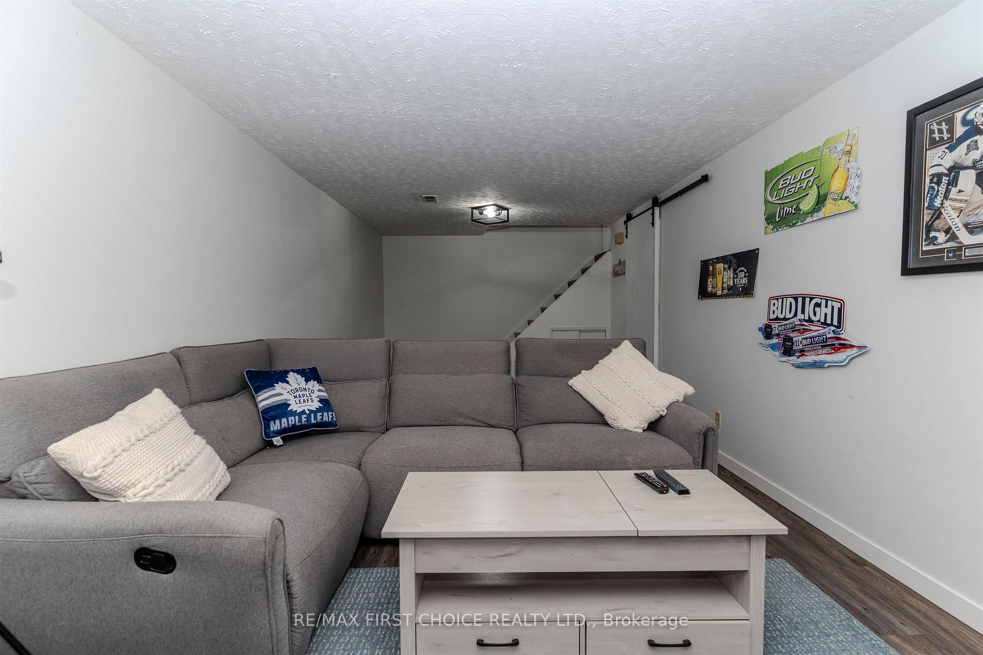 Photo 33 of 386 Lambton Place, Thunder Bay, Northwood Park — HOMEH