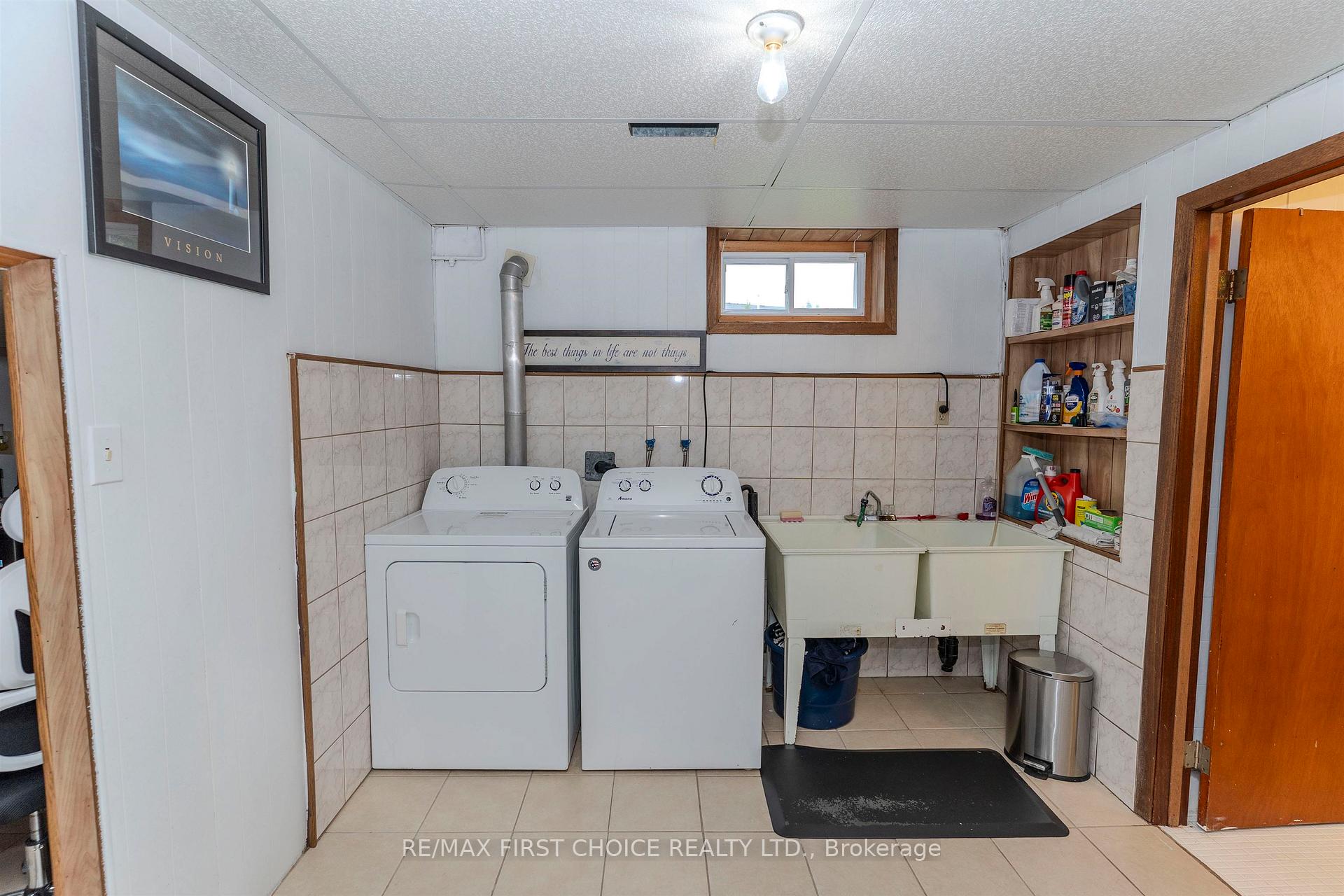 Photo 35 of 386 Lambton Place, Thunder Bay, Northwood Park — HOMEH