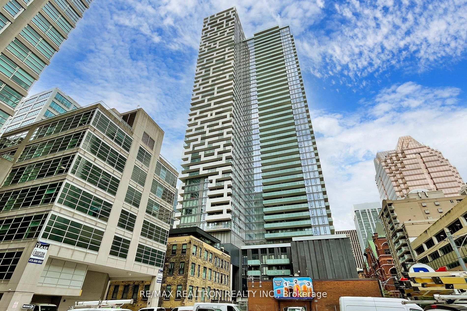 Photo 2 of Unit 2809, 25 Richmond Street E, Toronto, Church-Yonge Corridor — HOMEH