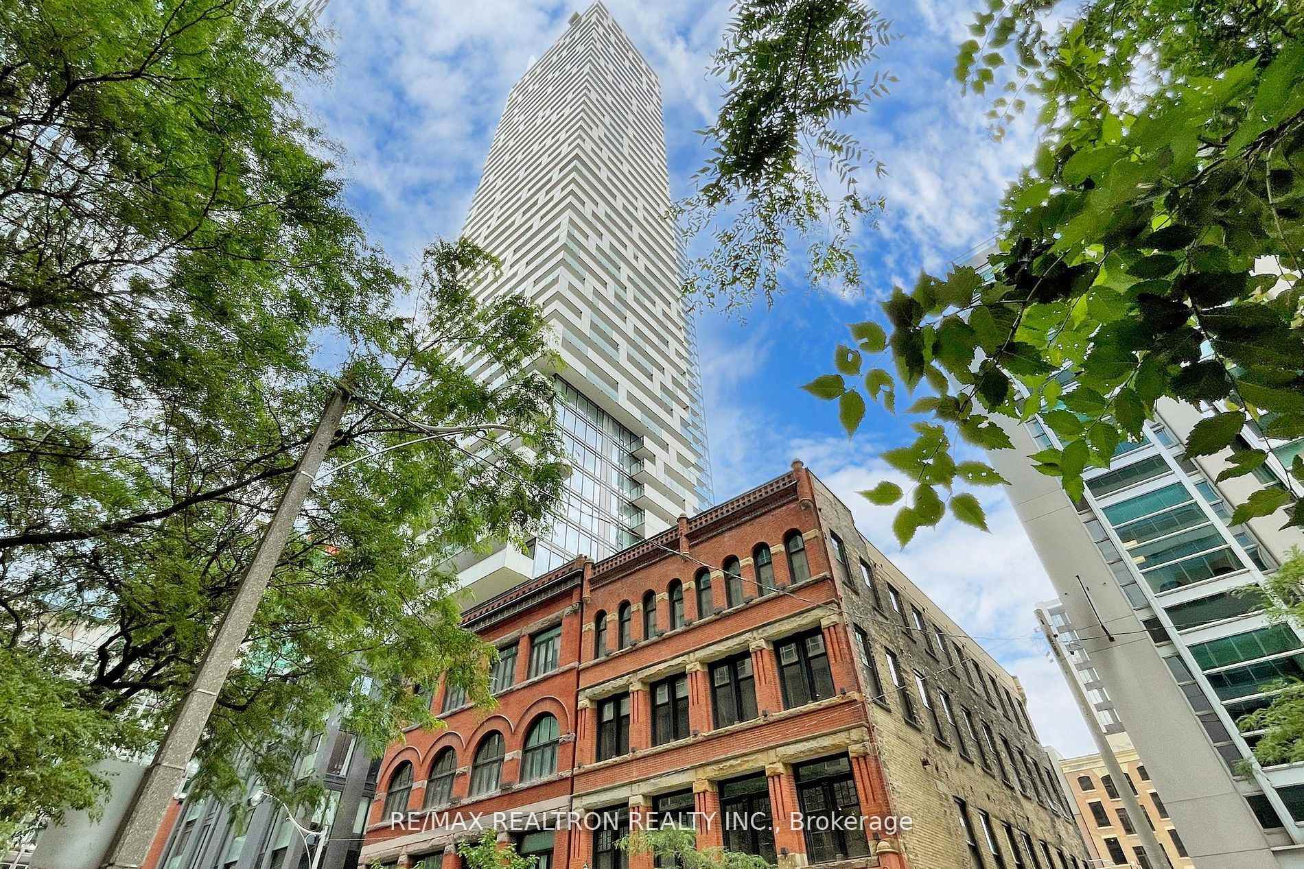 Photo 8 of Unit 2809, 25 Richmond Street E, Toronto, Church-Yonge Corridor — HOMEH