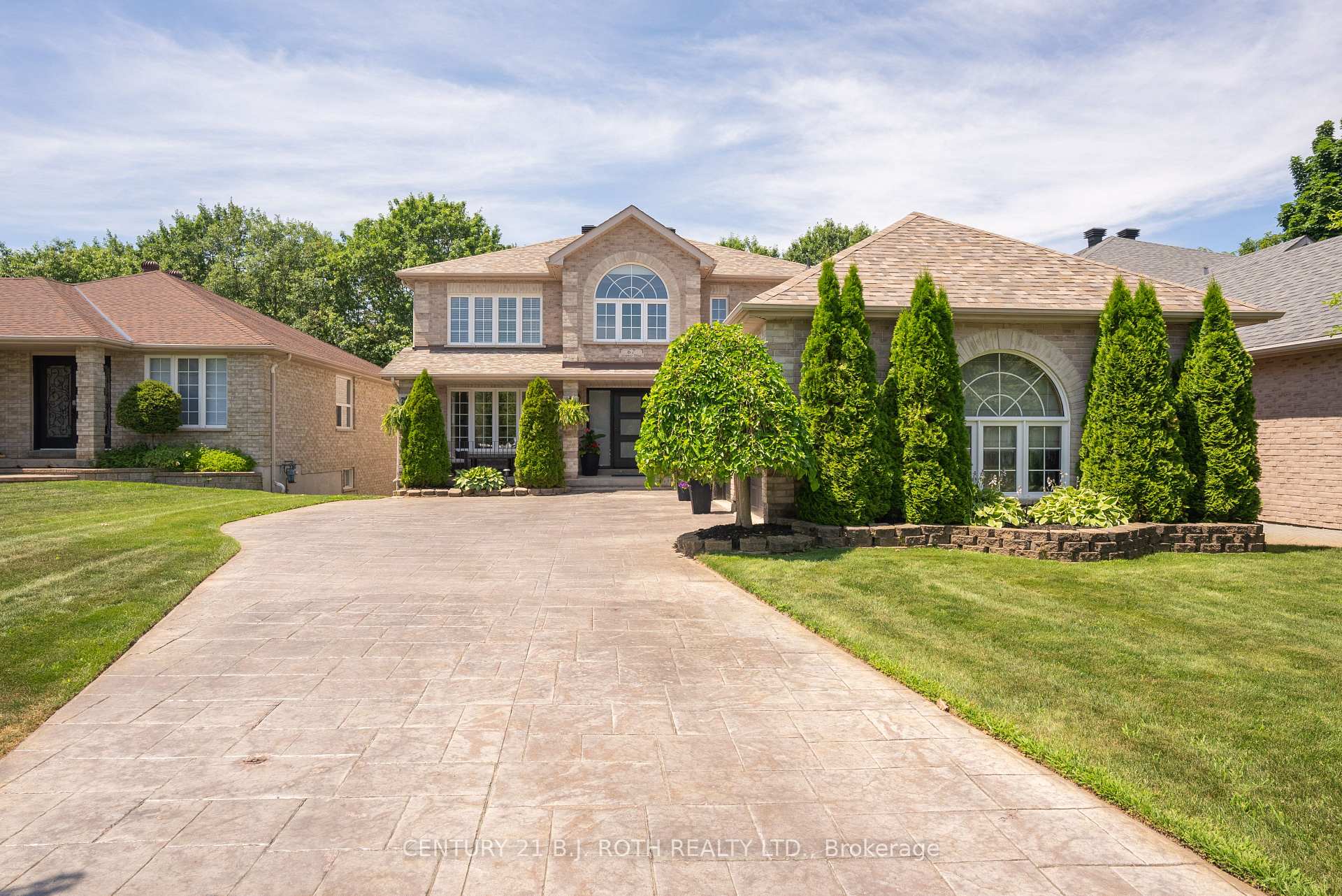 Photo 45 of 67 Grant'S Way, Barrie, Ardagh — HOMEH