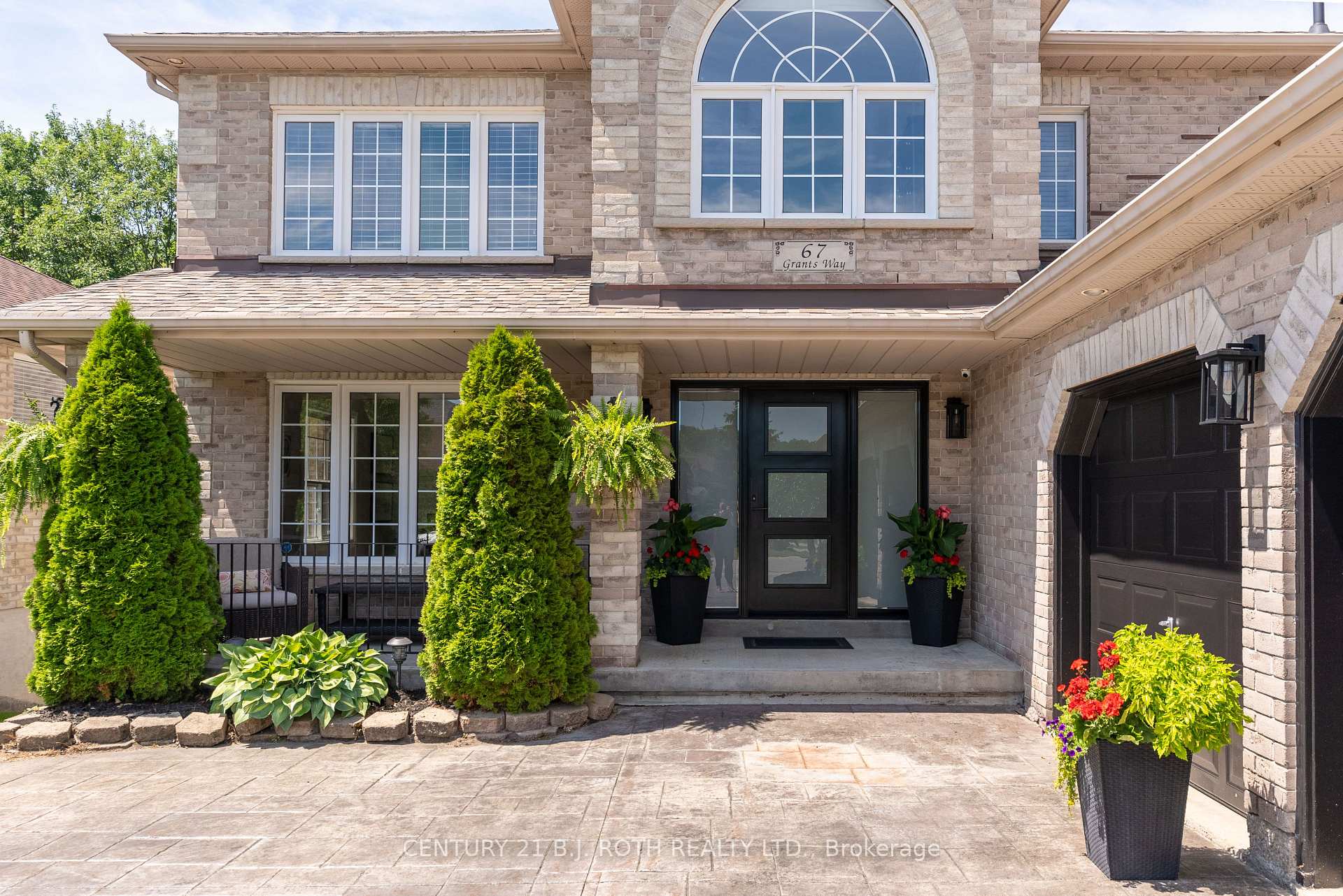 Photo 2 of 67 Grant'S Way, Barrie, Ardagh — HOMEH