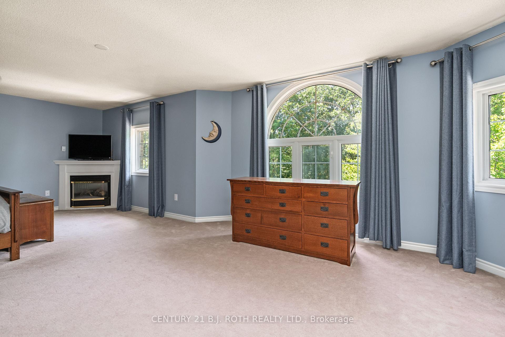 Photo 24 of 67 Grant'S Way, Barrie, Ardagh — HOMEH