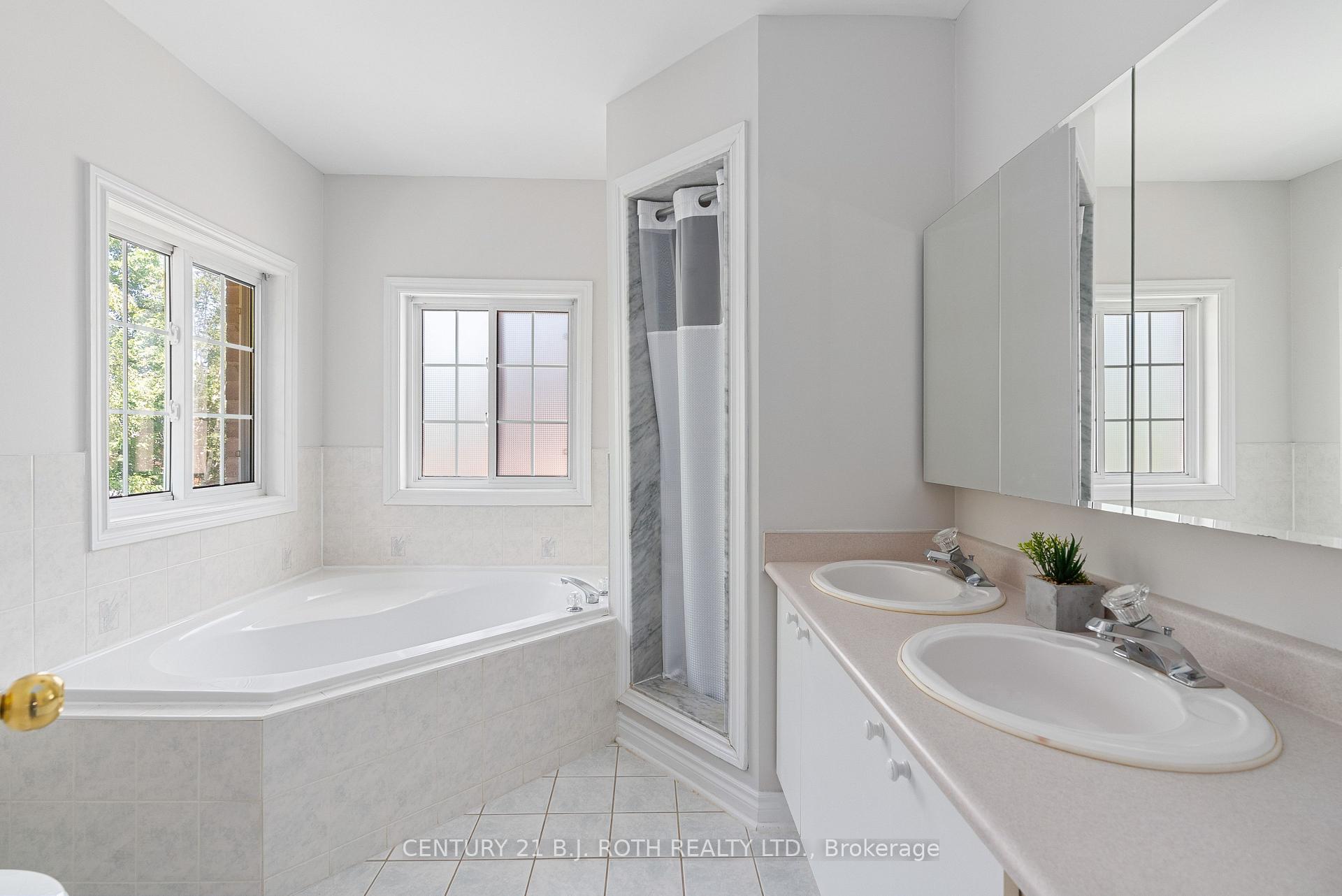Photo 26 of 67 Grant'S Way, Barrie, Ardagh — HOMEH